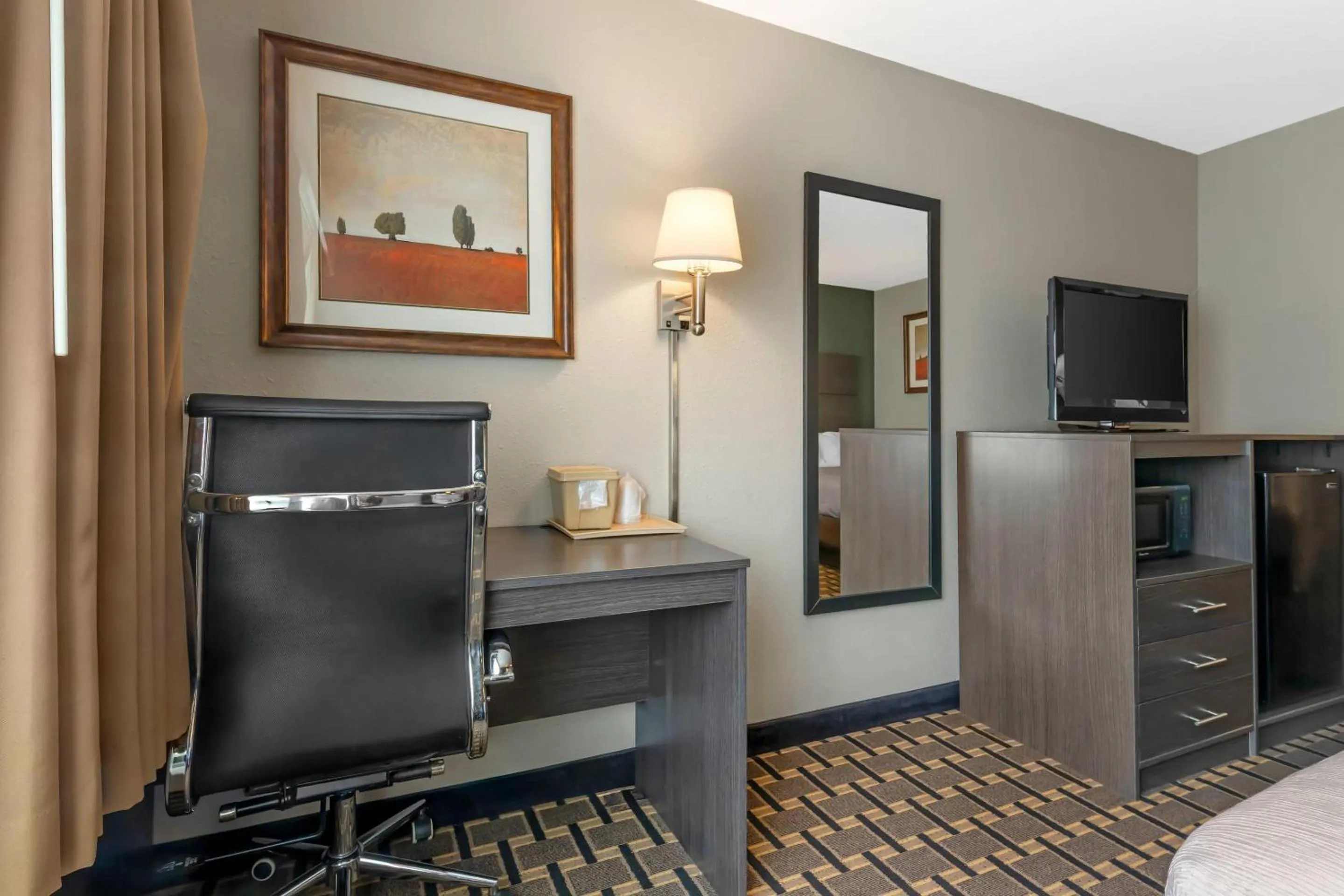 Bedroom in Quality Inn Mauston I-90