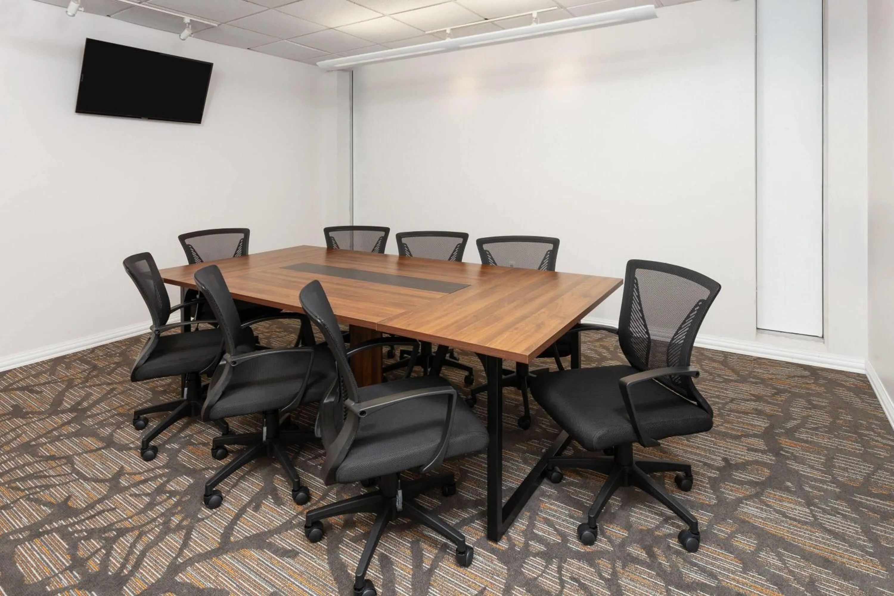 Meeting/conference room in Wingate by Wyndham Sheboygan