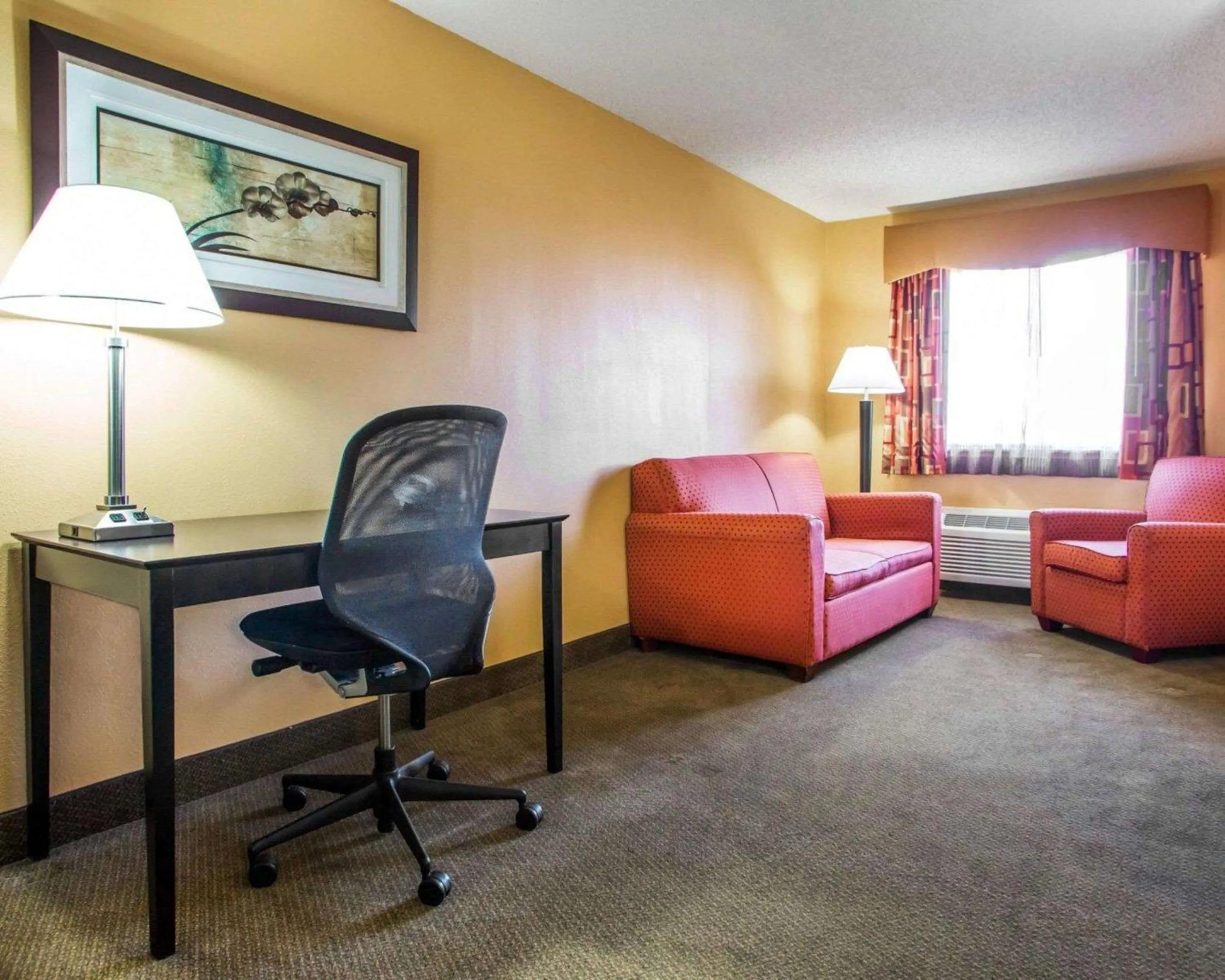 Photo of the whole room in Quality Inn & Suites Kimberly - Appleton East