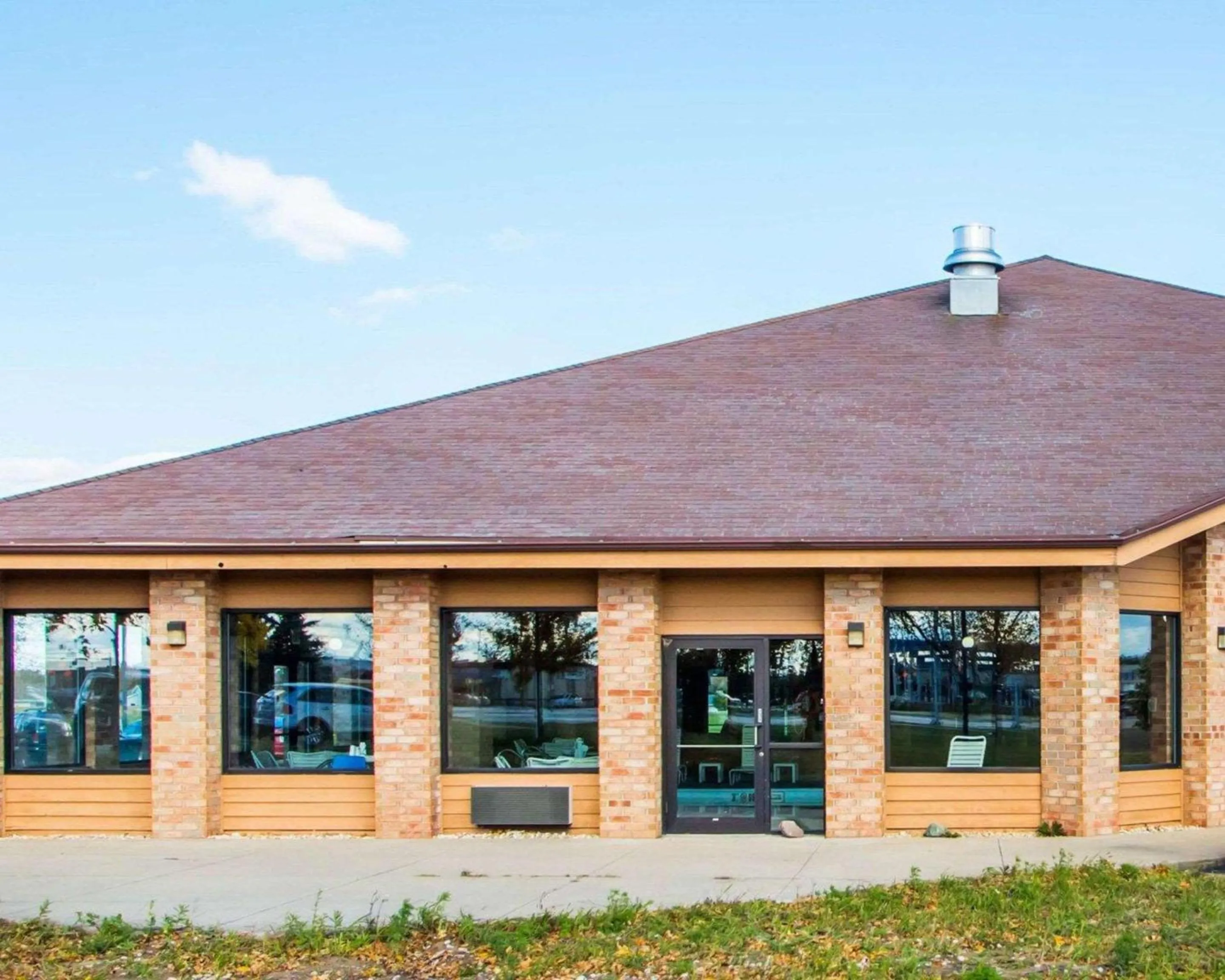 Property building in Quality Inn & Suites Kimberly - Appleton East