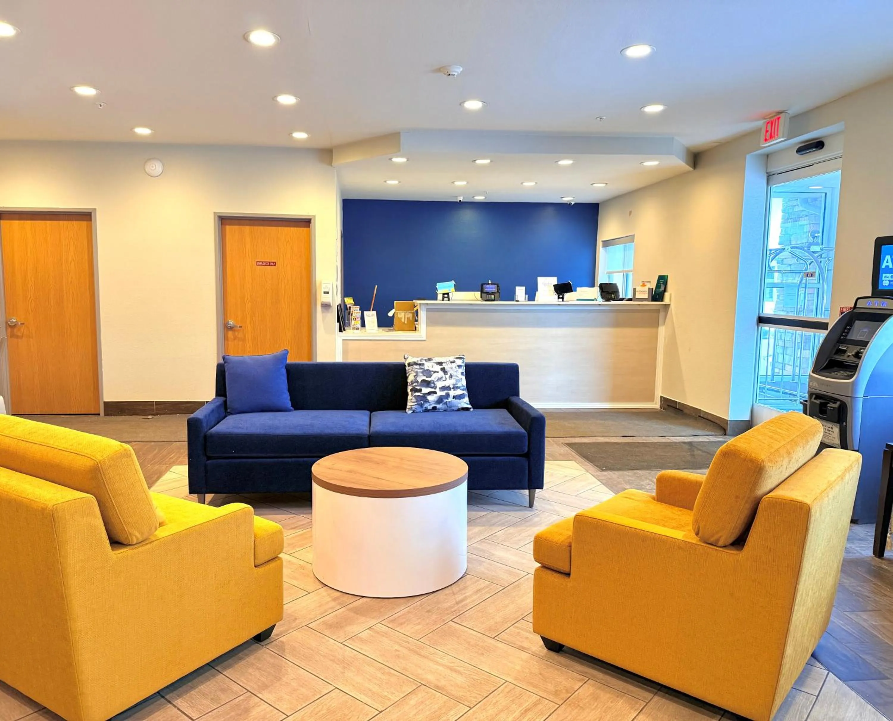 Quality Inn & Suites Wisconsin Dells Downtown - Waterparks Area Newly renovated 2026