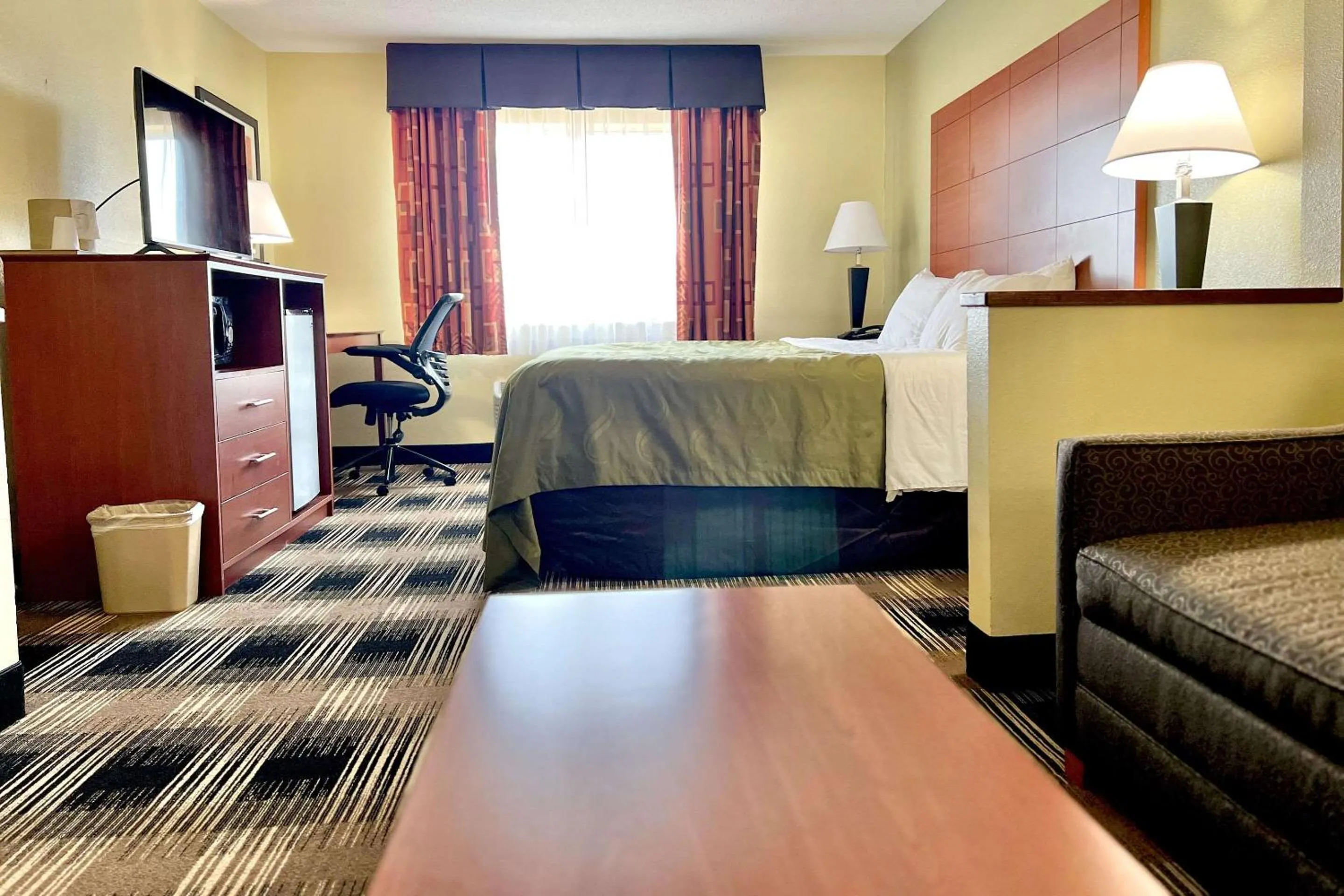 Bedroom, Bed in Quality Inn & Suites Wisconsin Dells Downtown - Waterparks Area