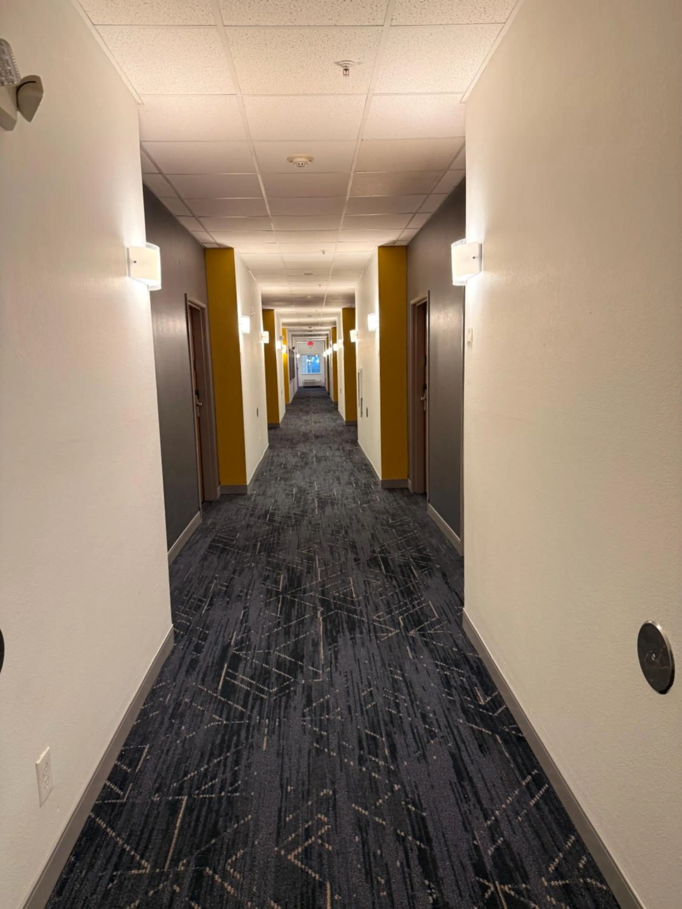 Quality Inn & Suites Wisconsin Dells Downtown - Waterparks Area Newly renovated 2026