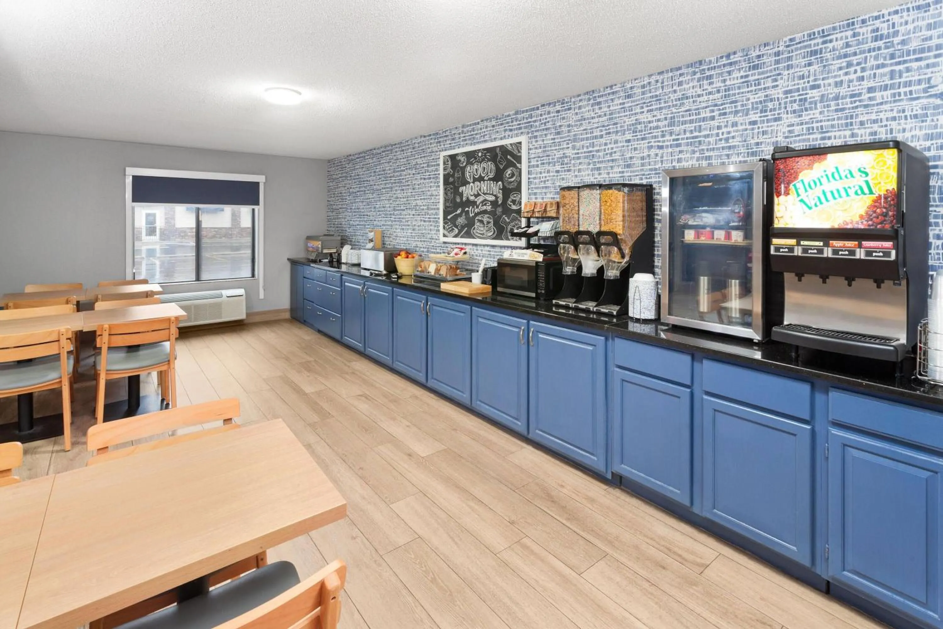 Breakfast in AmericInn by Wyndham Reedsburg