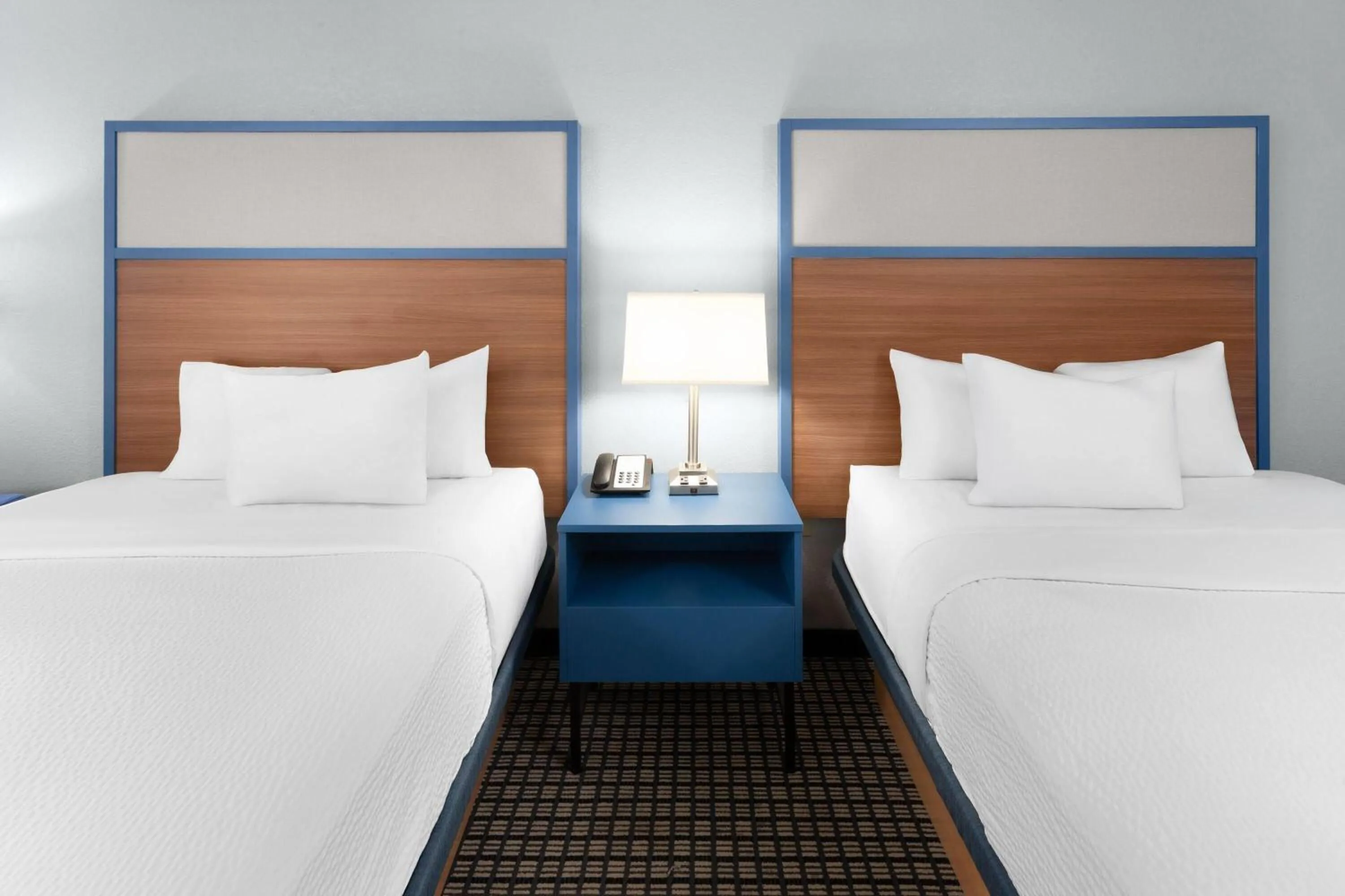 Photo of the whole room, Bed in AmericInn by Wyndham Reedsburg