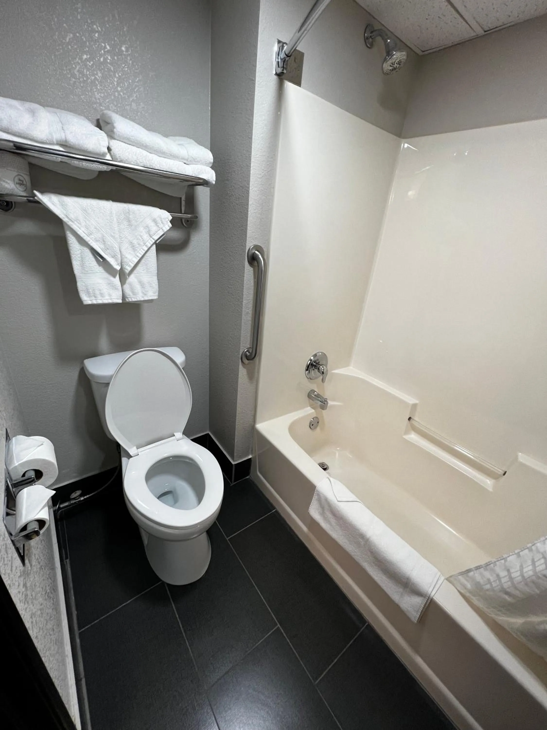 Baymont by Wyndham Marinette