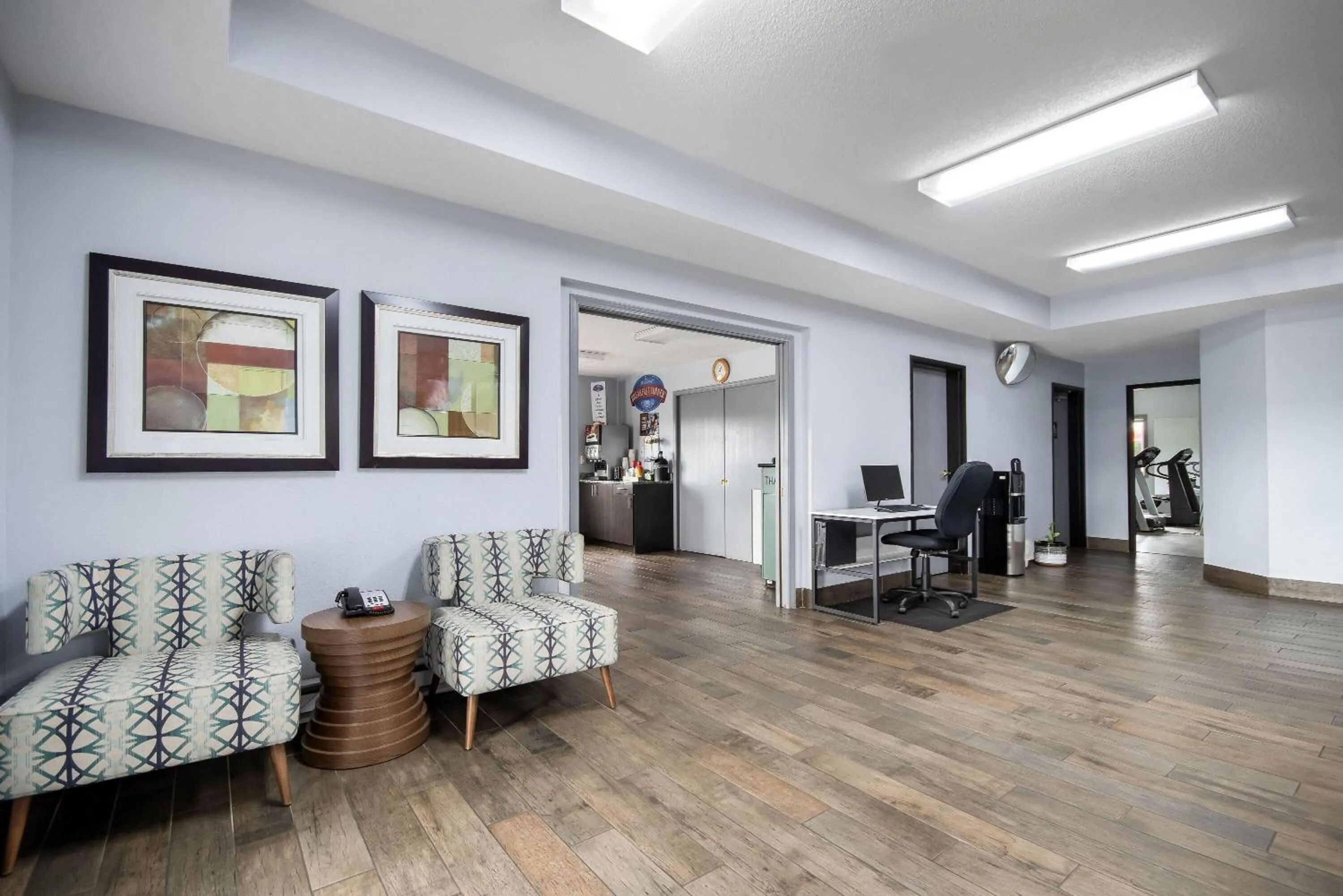 Lobby or reception in Baymont by Wyndham Marinette