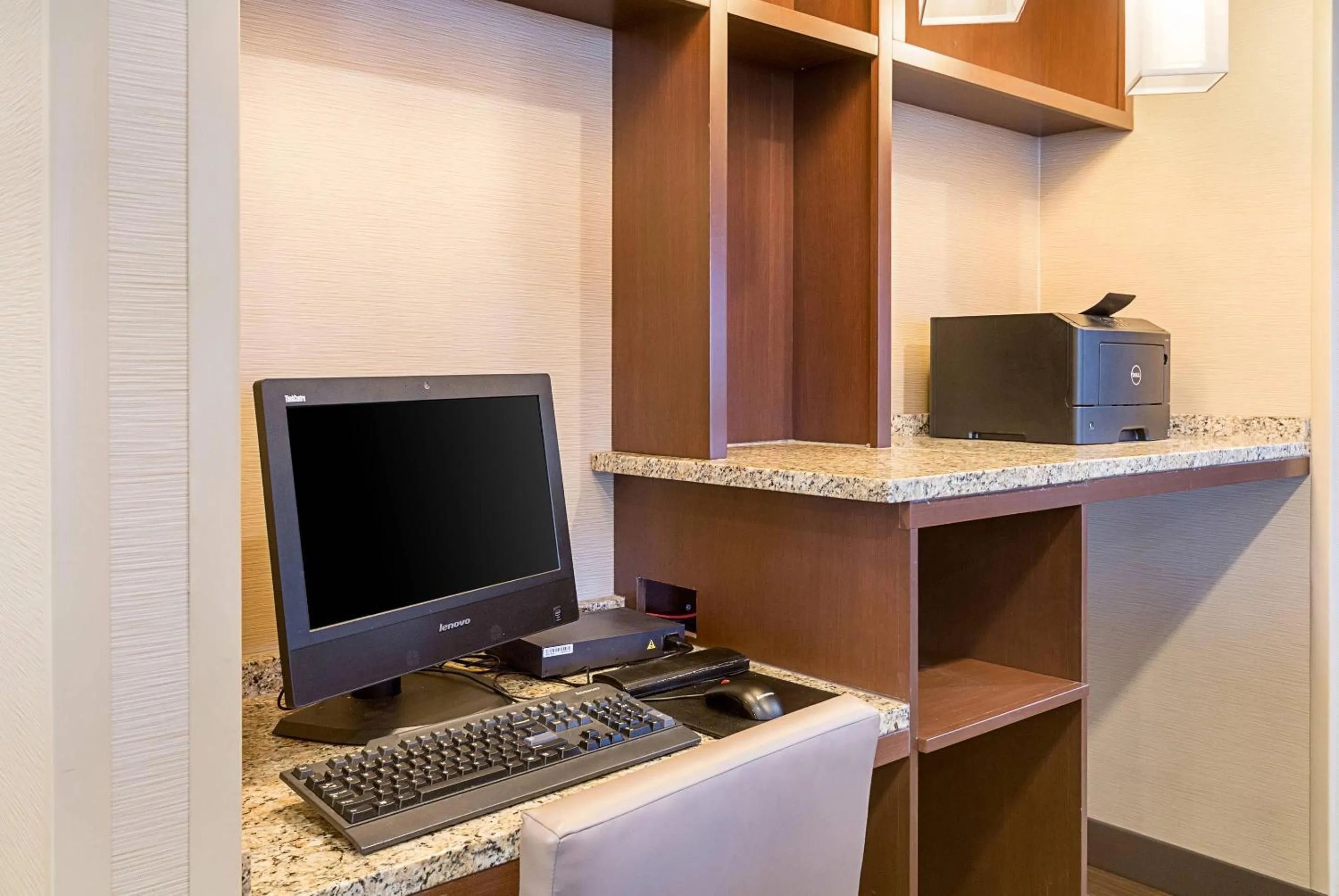 Business facilities in Comfort Inn Barboursville near Huntington Mall area