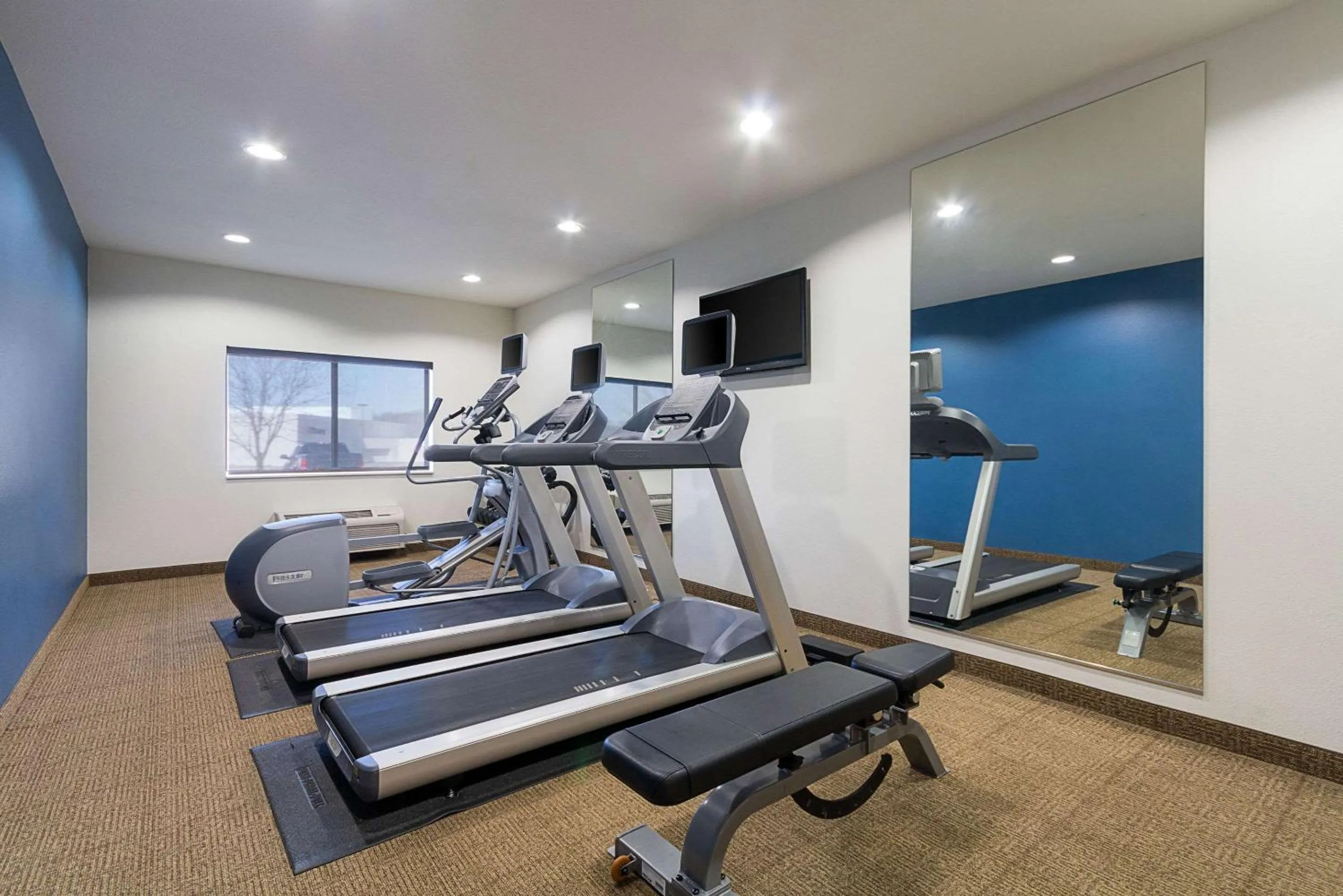 Fitness centre/facilities in Comfort Inn Barboursville near Huntington Mall area