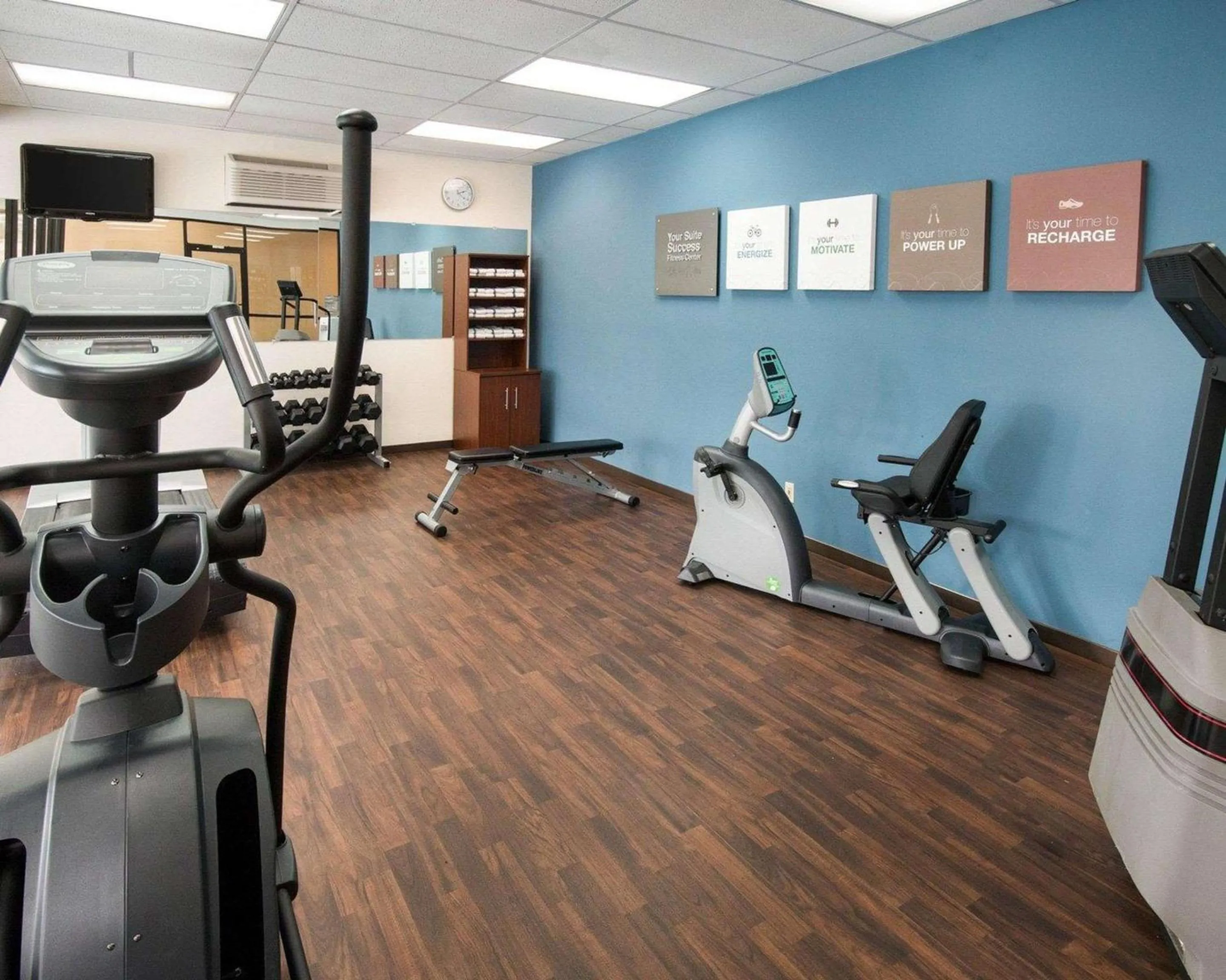 Fitness centre/facilities in Comfort Suites Parkersburg South