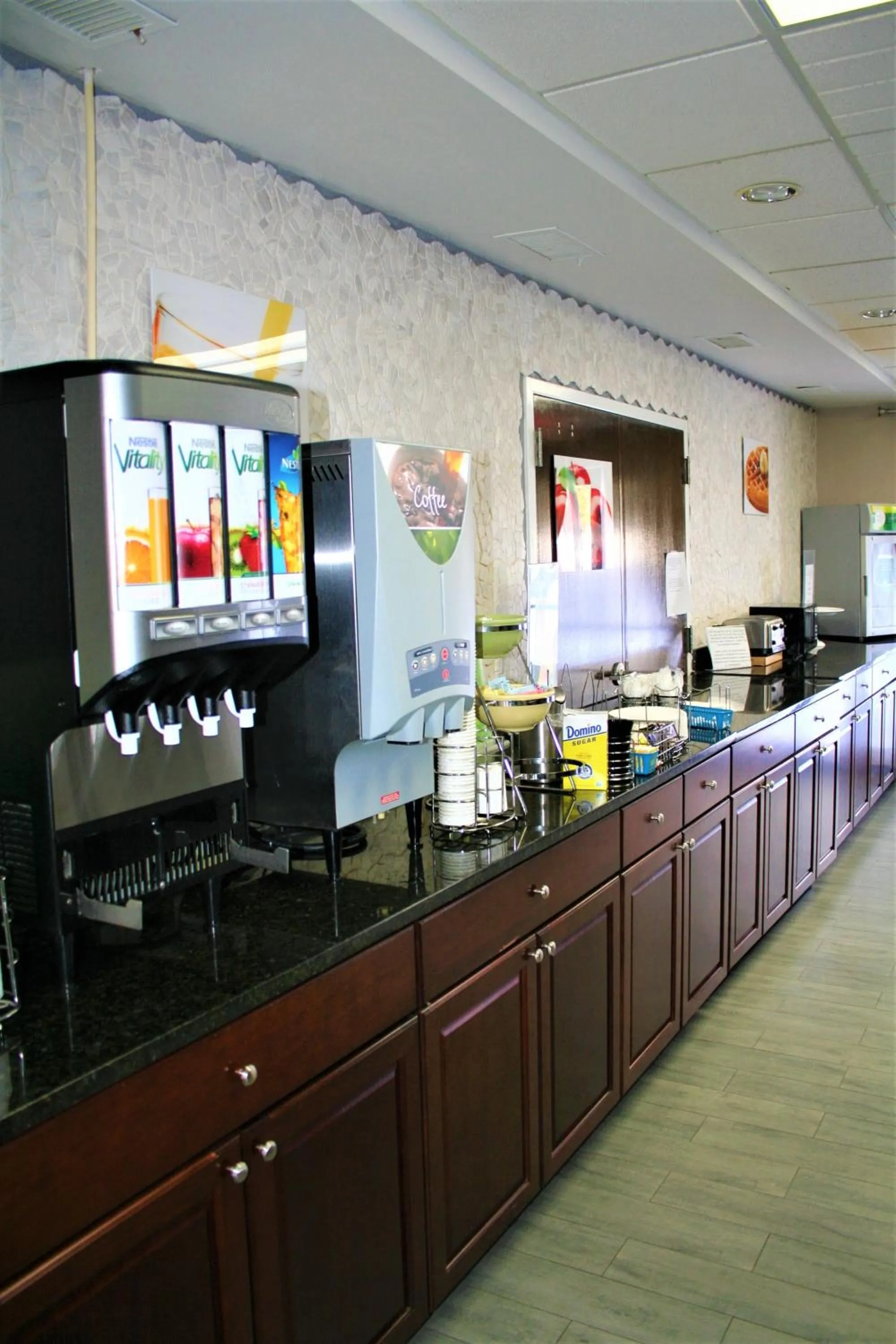Breakfast in Quality Inn & Suites Kearneysville - Martinsburg