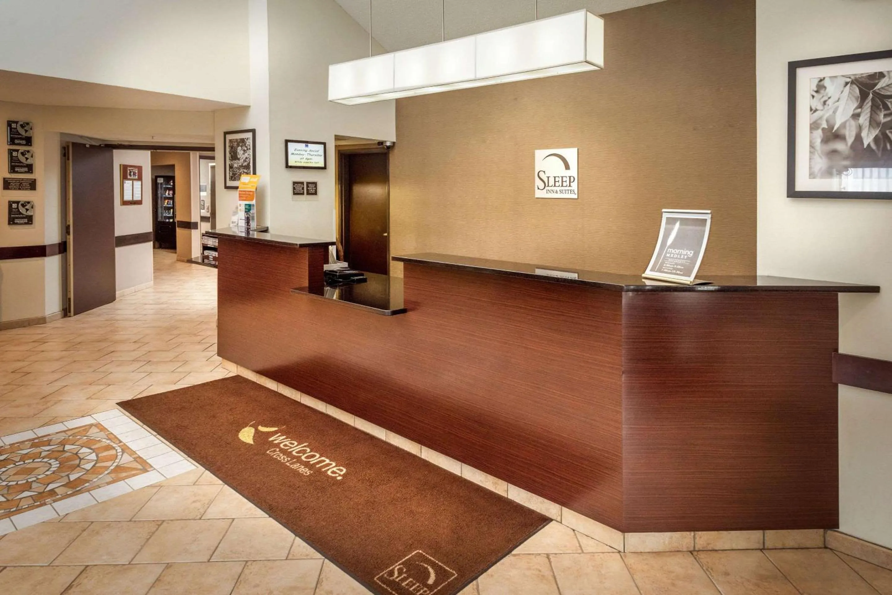 Lobby or reception in Sleep Inn & Suites Cross Lanes - South Charleston