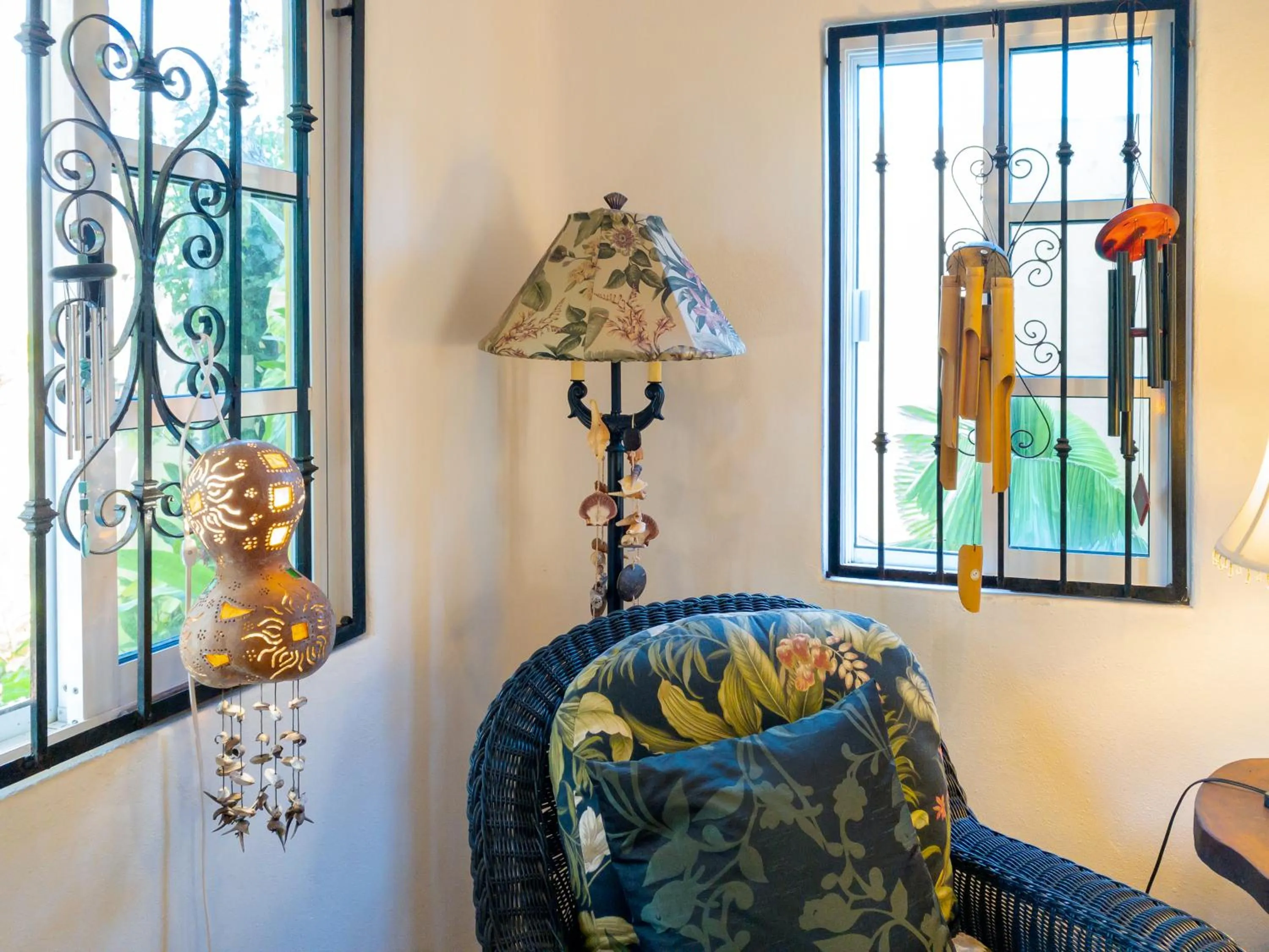 On site in Casa Zarah - Hacienda Family Home - Pool and 2-Block to Beach