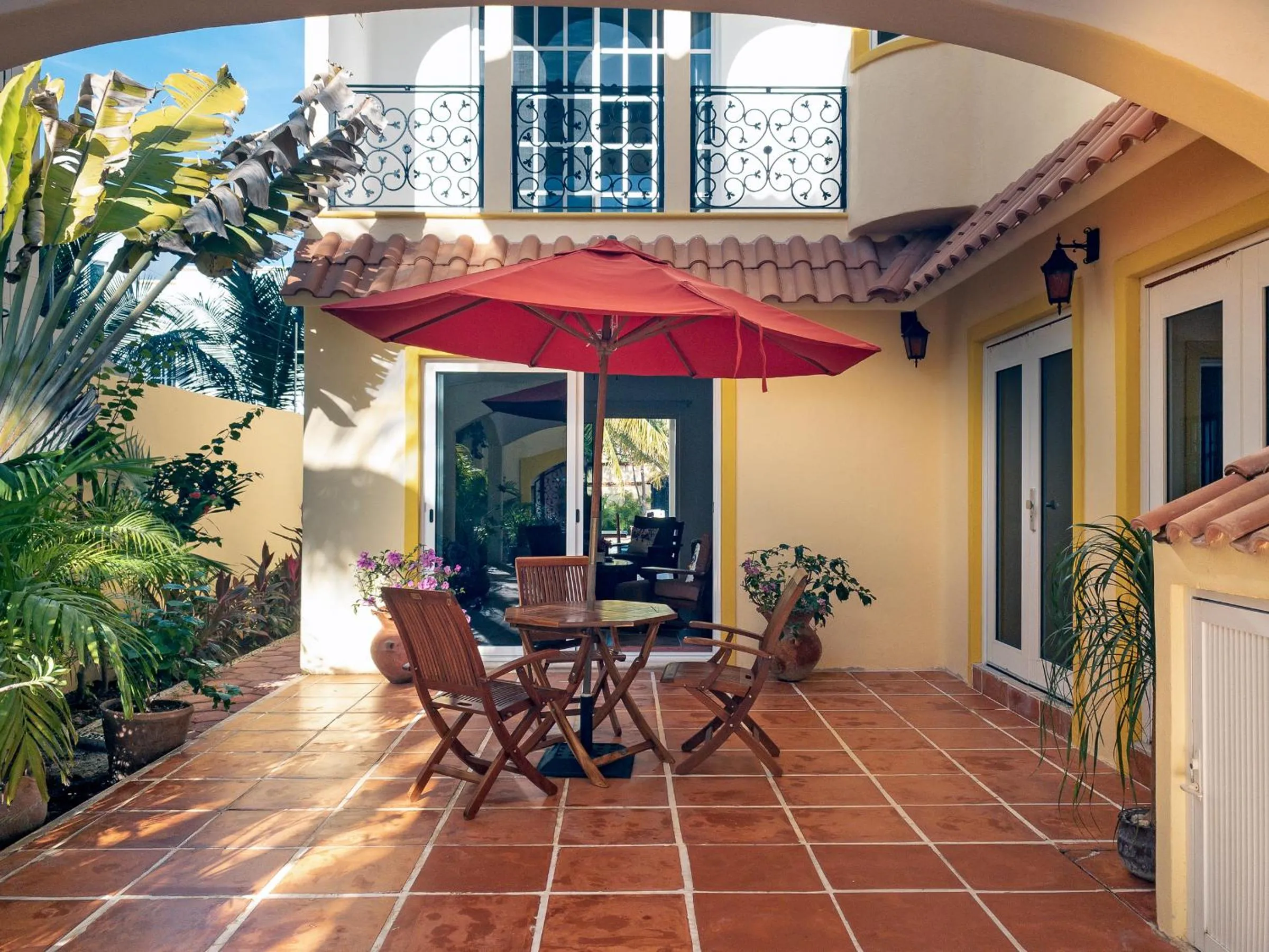 Patio in Casa Zarah - Hacienda Family Home - Pool and 2-Block to Beach