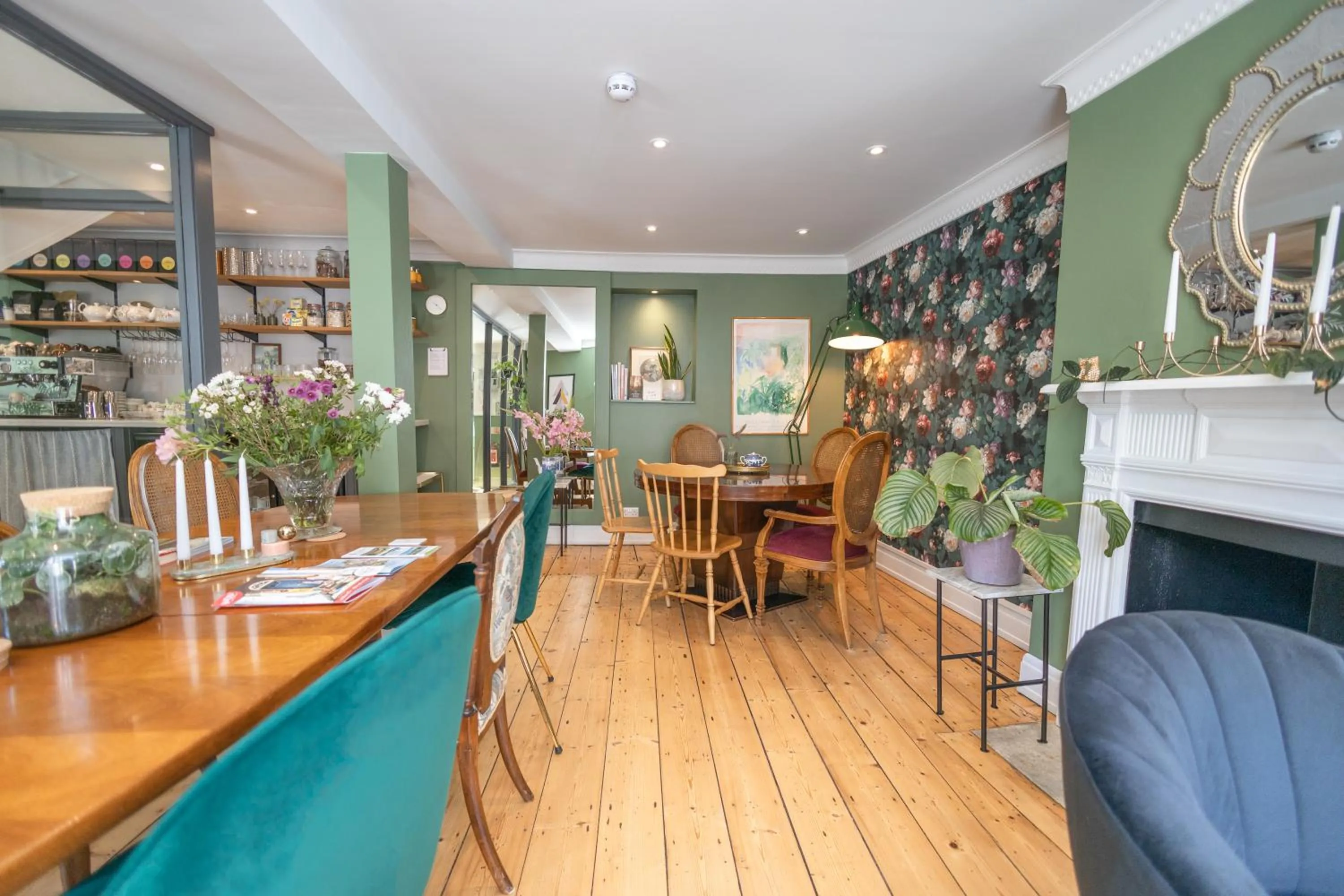 Seating area in House Arundel