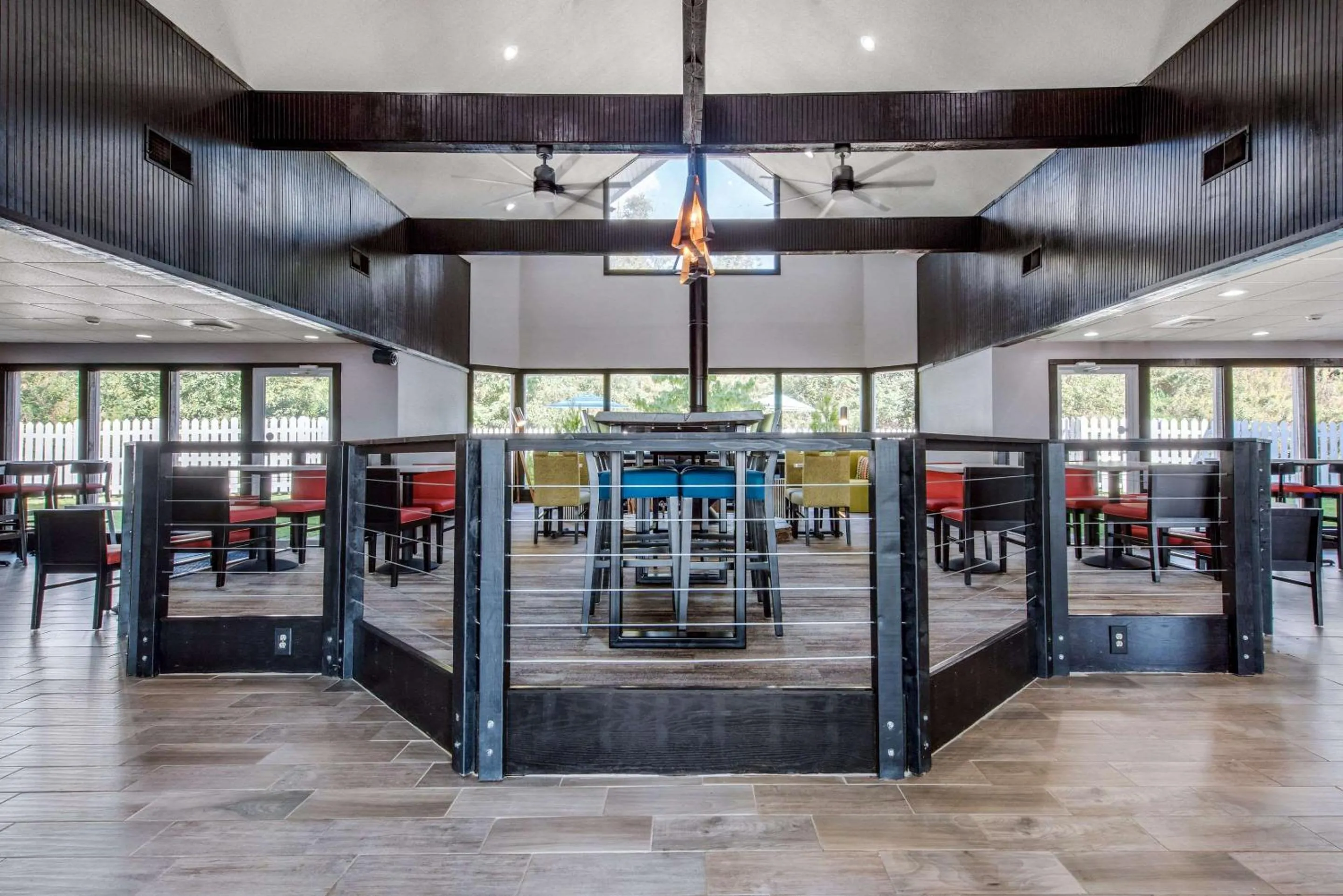 Restaurant/places to eat in Quality Inn Morgantown