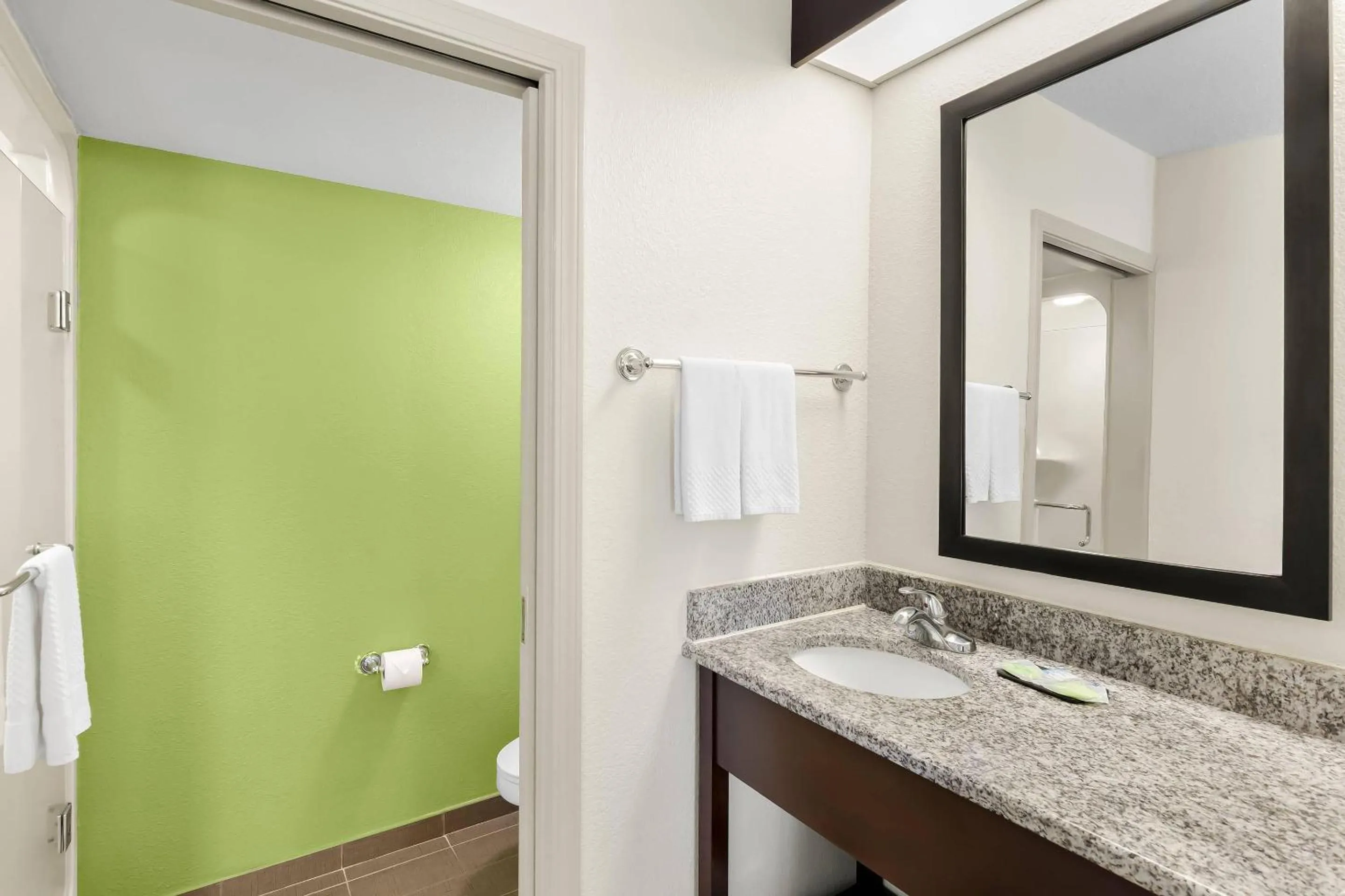 Bedroom in Sleep Inn & Suites Princeton I-77