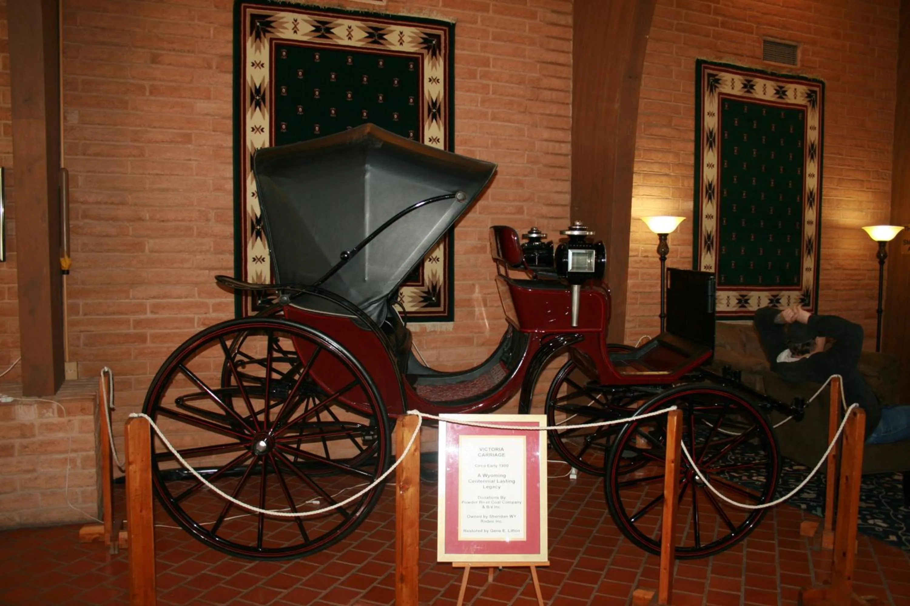 Decorative detail in Douglas Inn and Conference Center