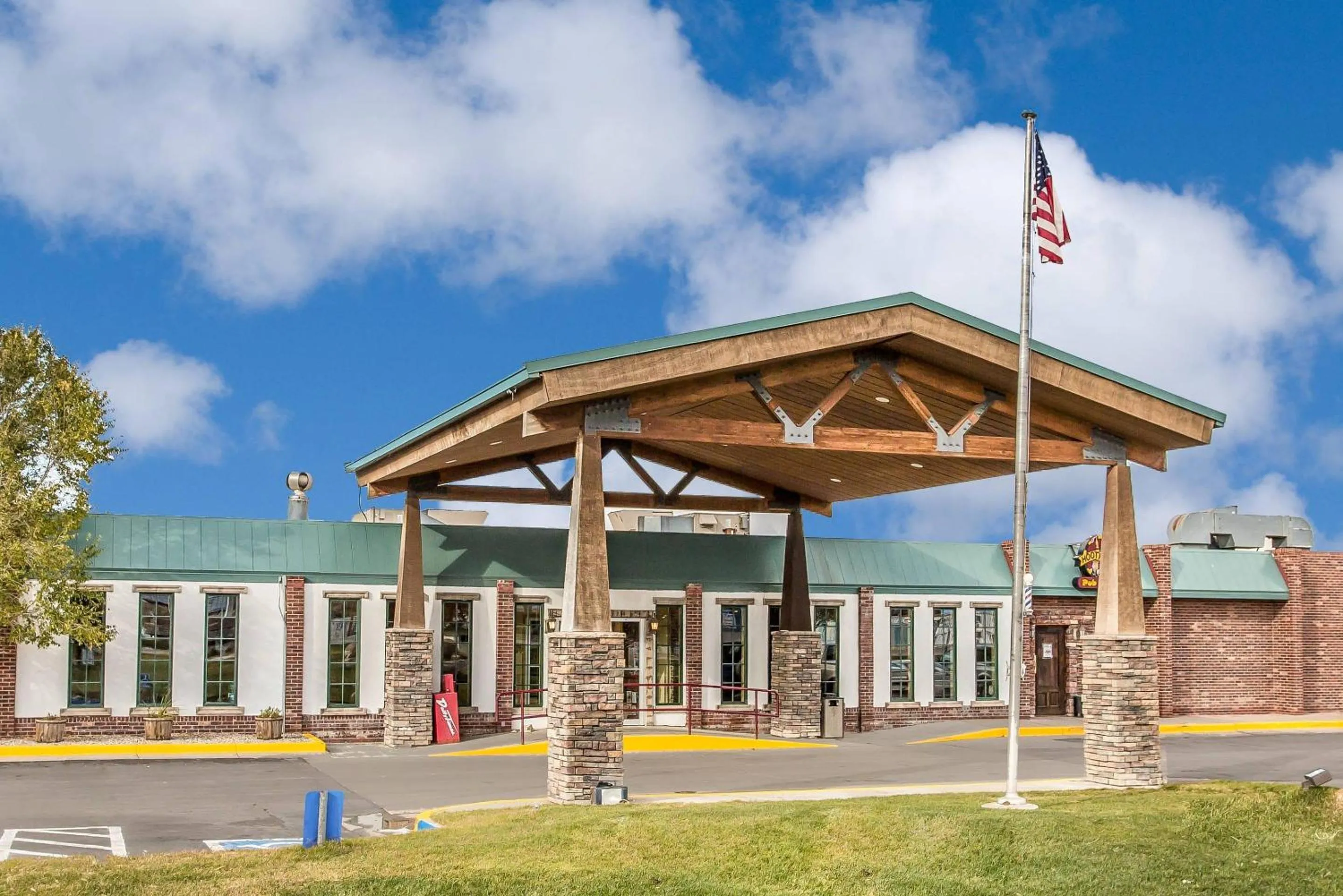Property building in Econo Lodge Rawlins