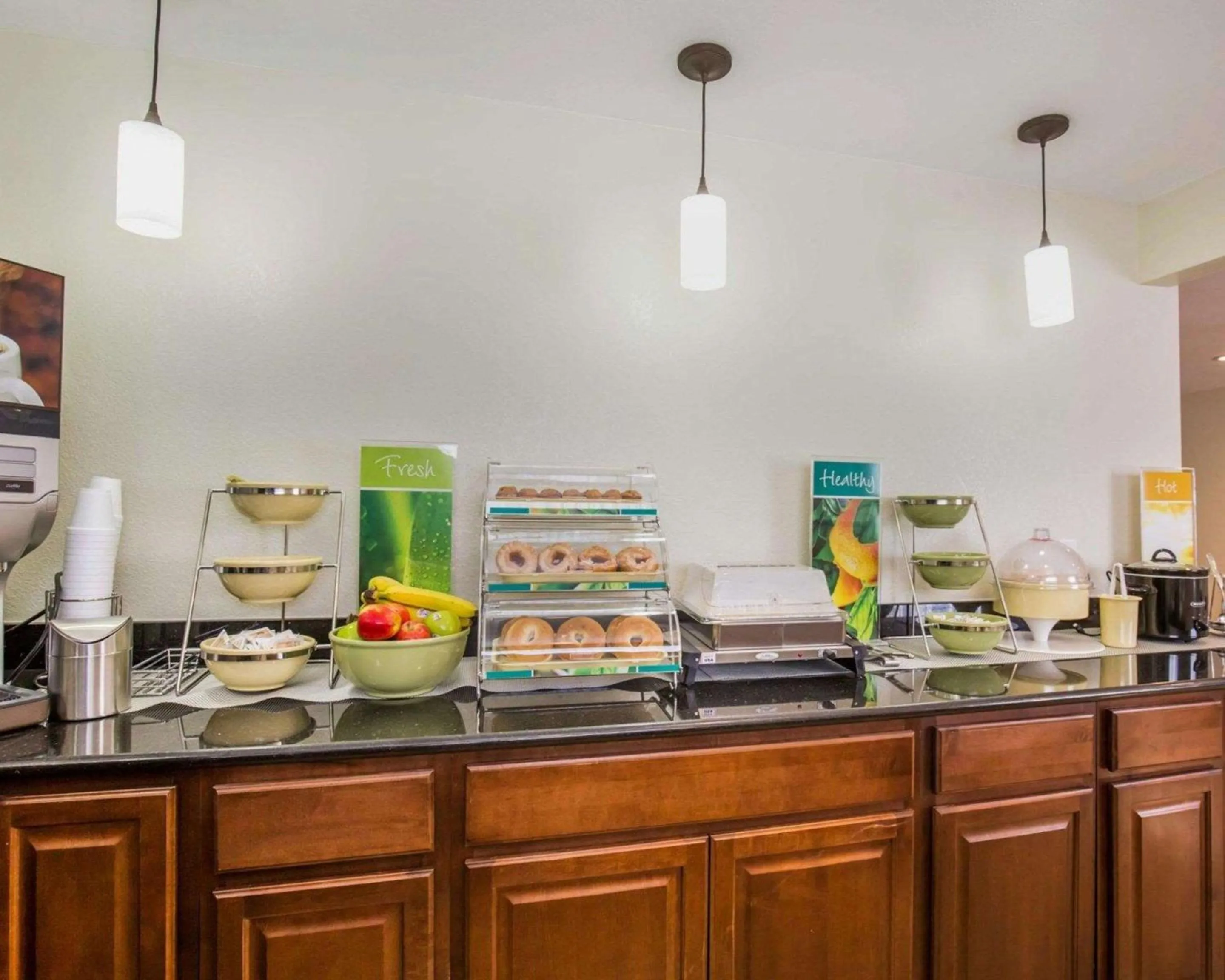 Dining area in Quality Inn Gillette