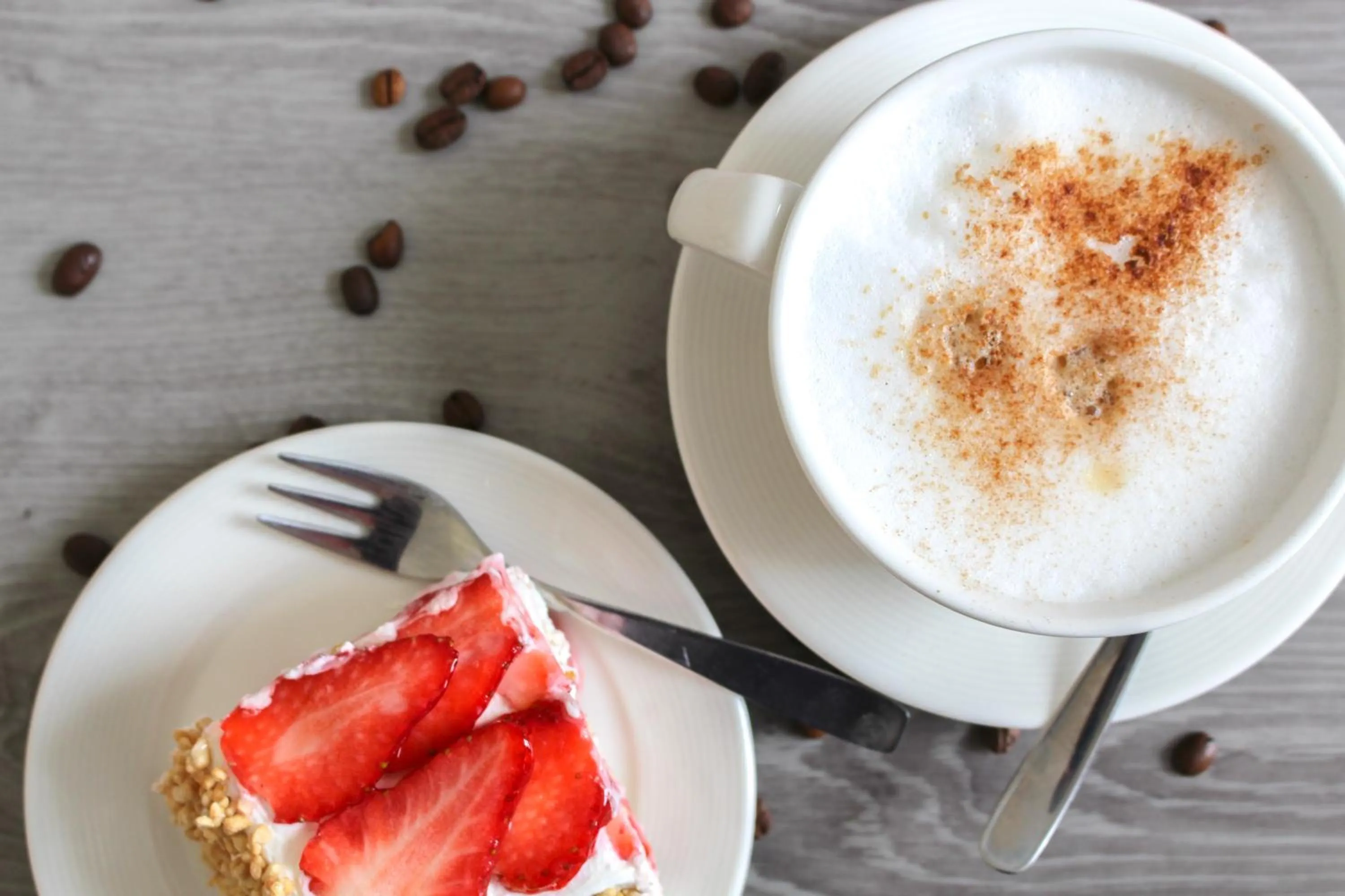 Food in Rohuaia Apartments