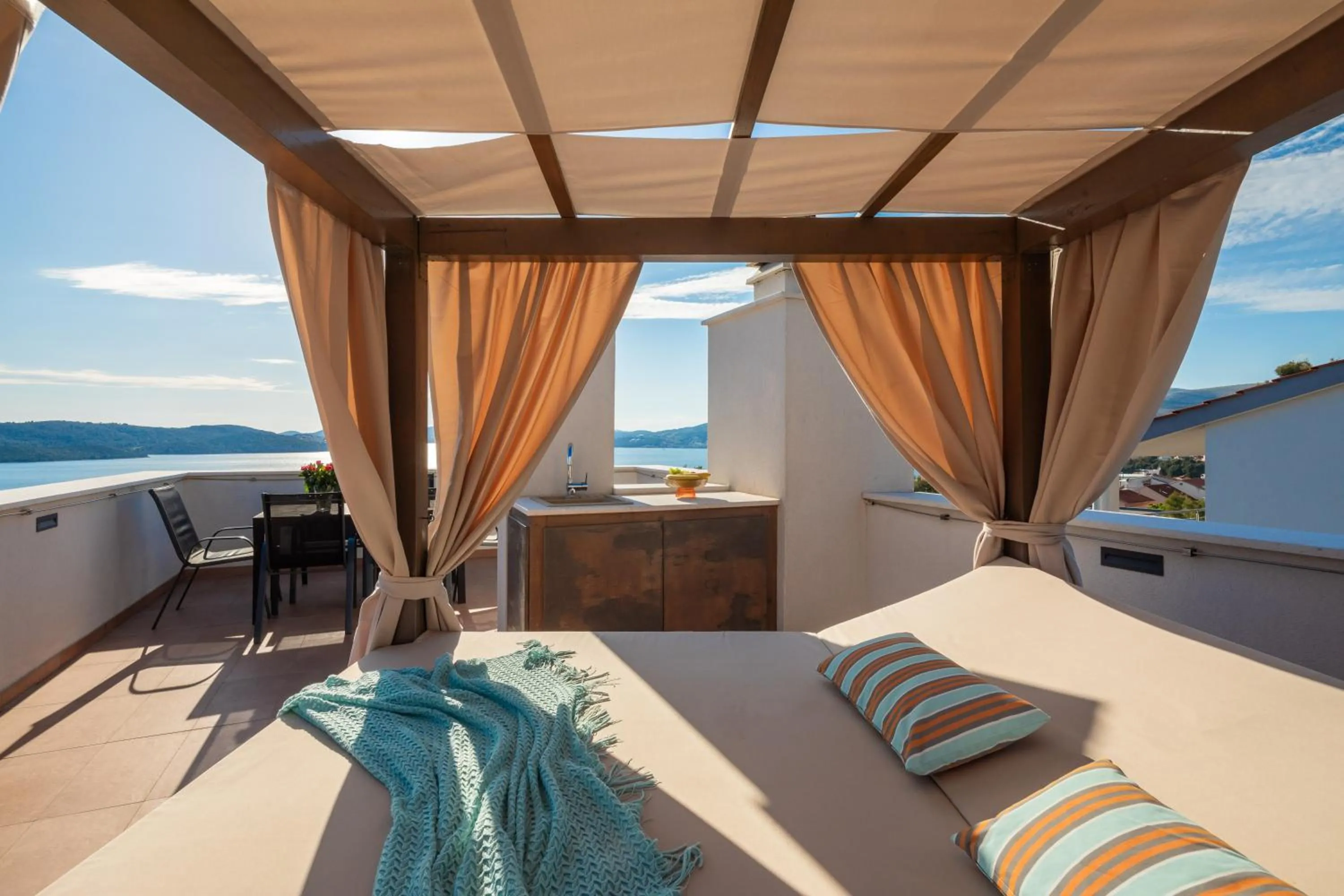 Bed in Villa Marulovo Hills