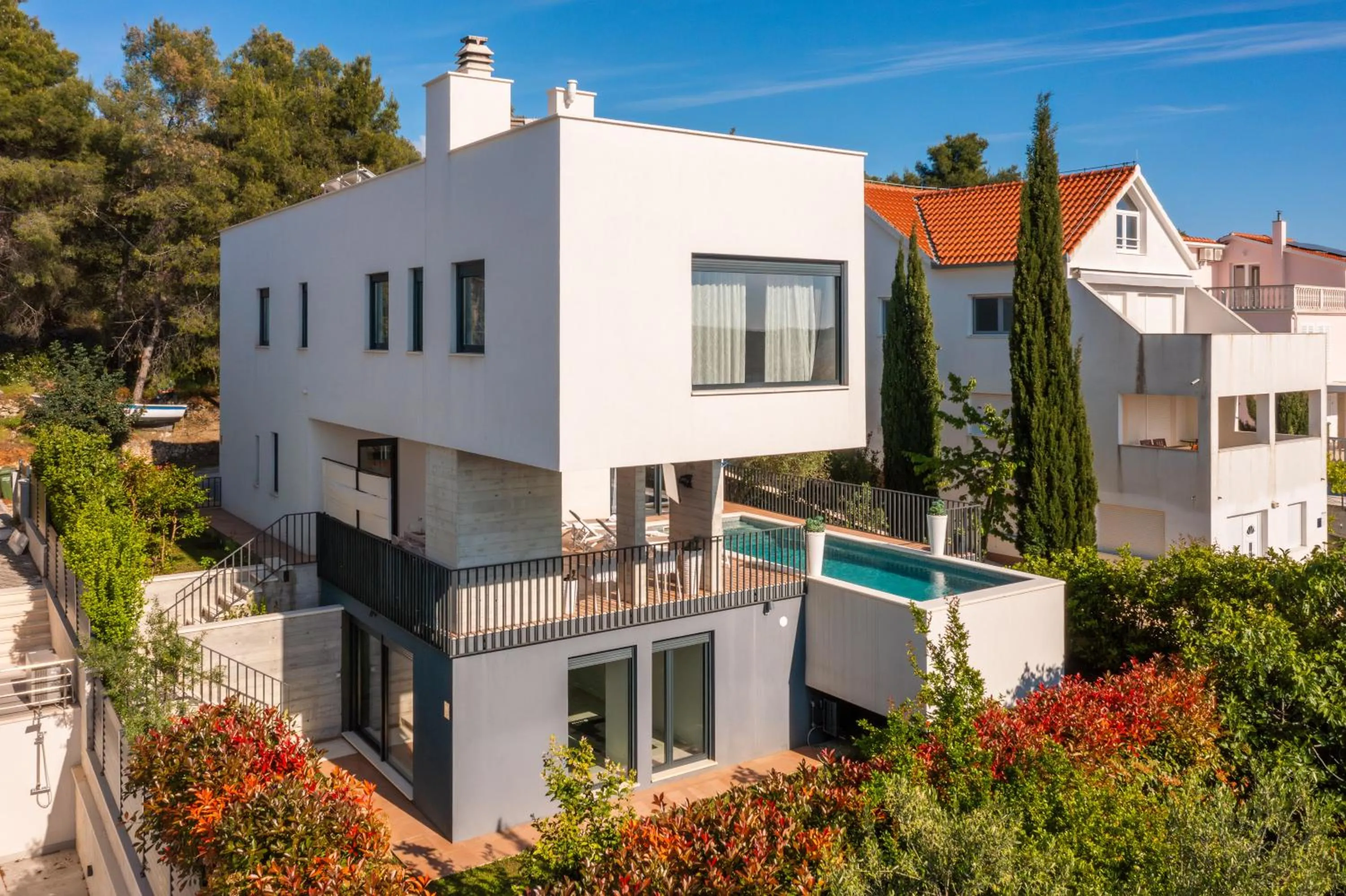 Property building in Villa Marulovo Hills