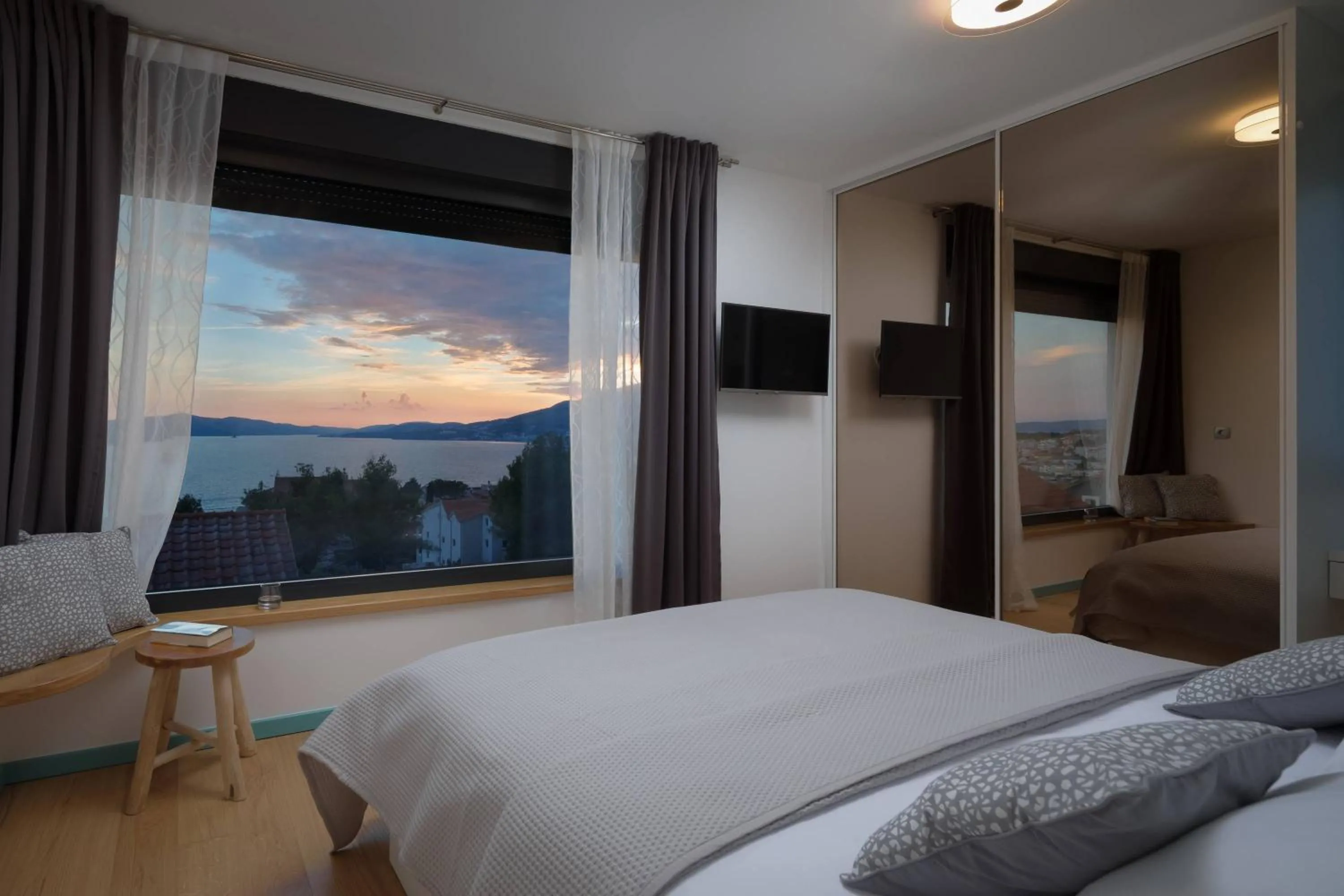 Bed in Villa Marulovo Hills