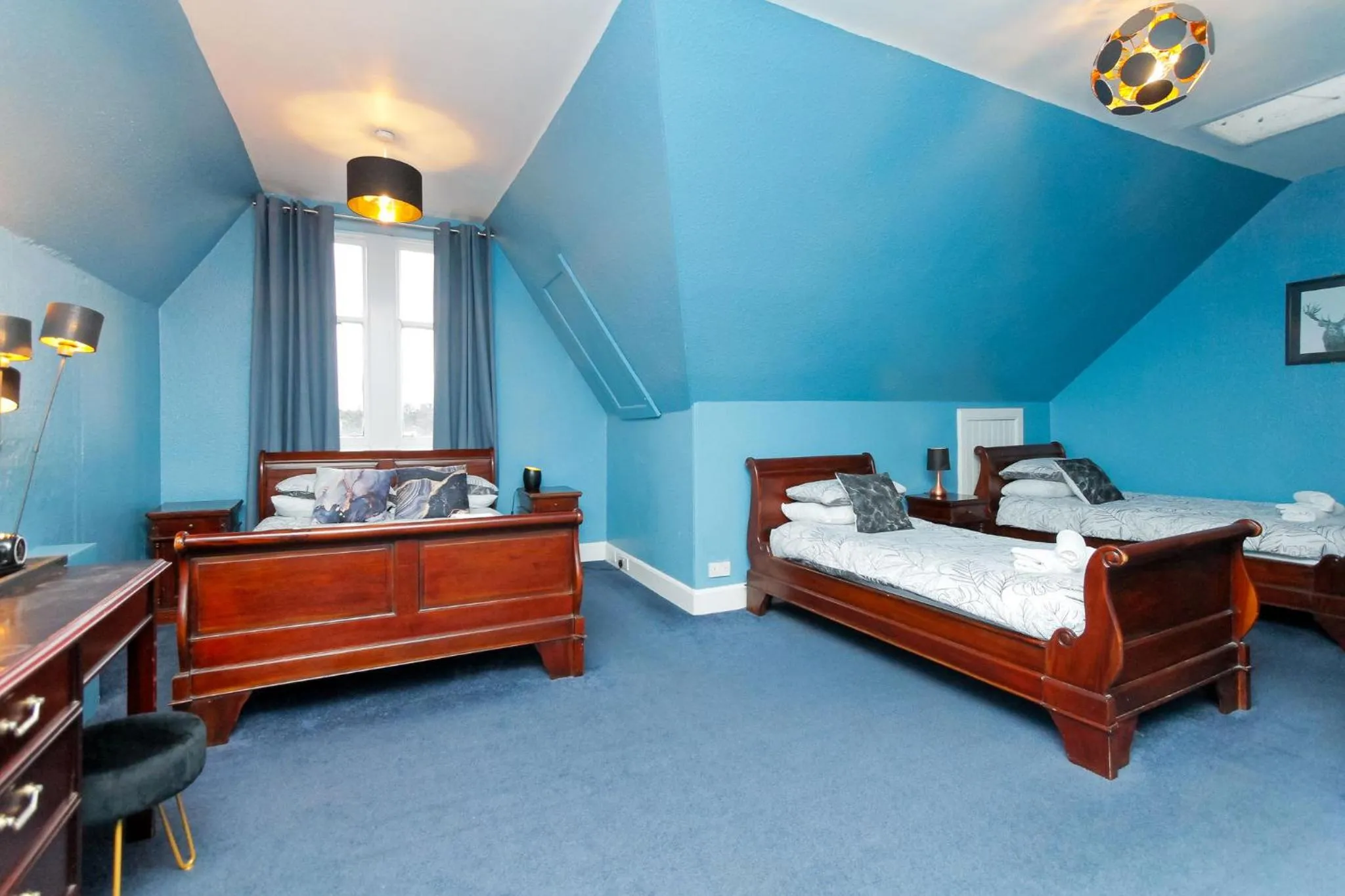 Bed in Carlton Hotel