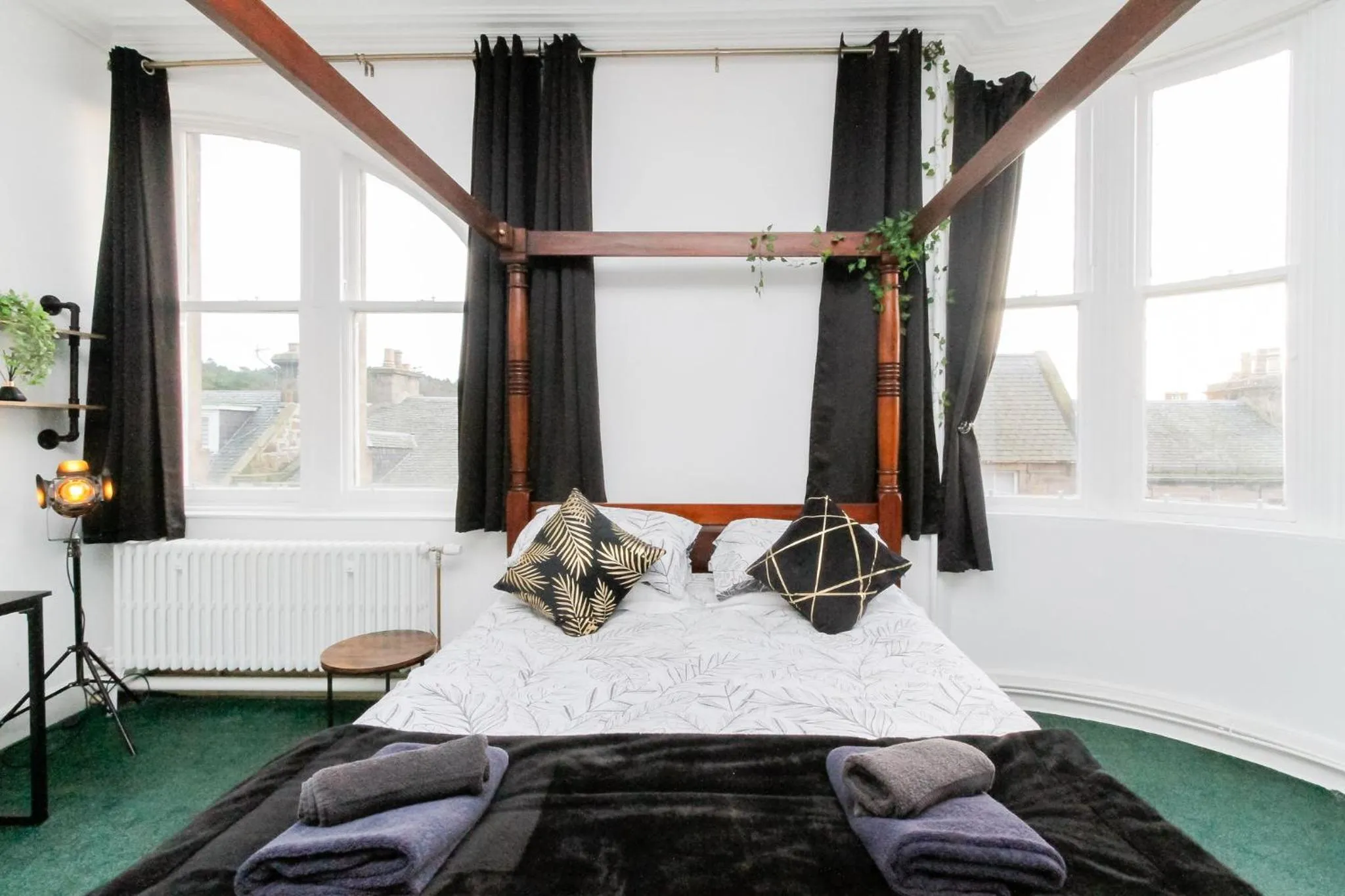 Bed in Carlton Hotel