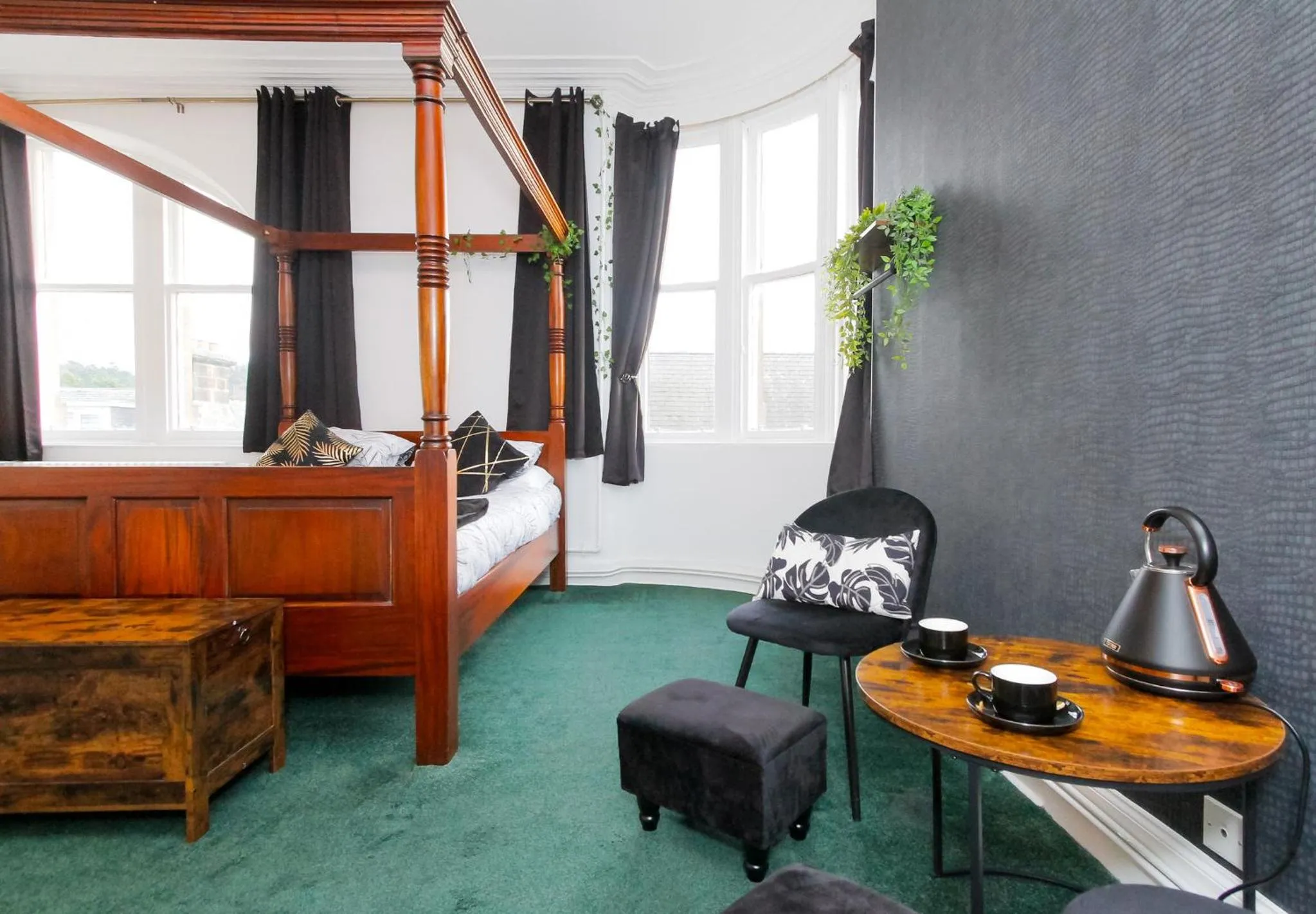 Bed in Carlton Hotel