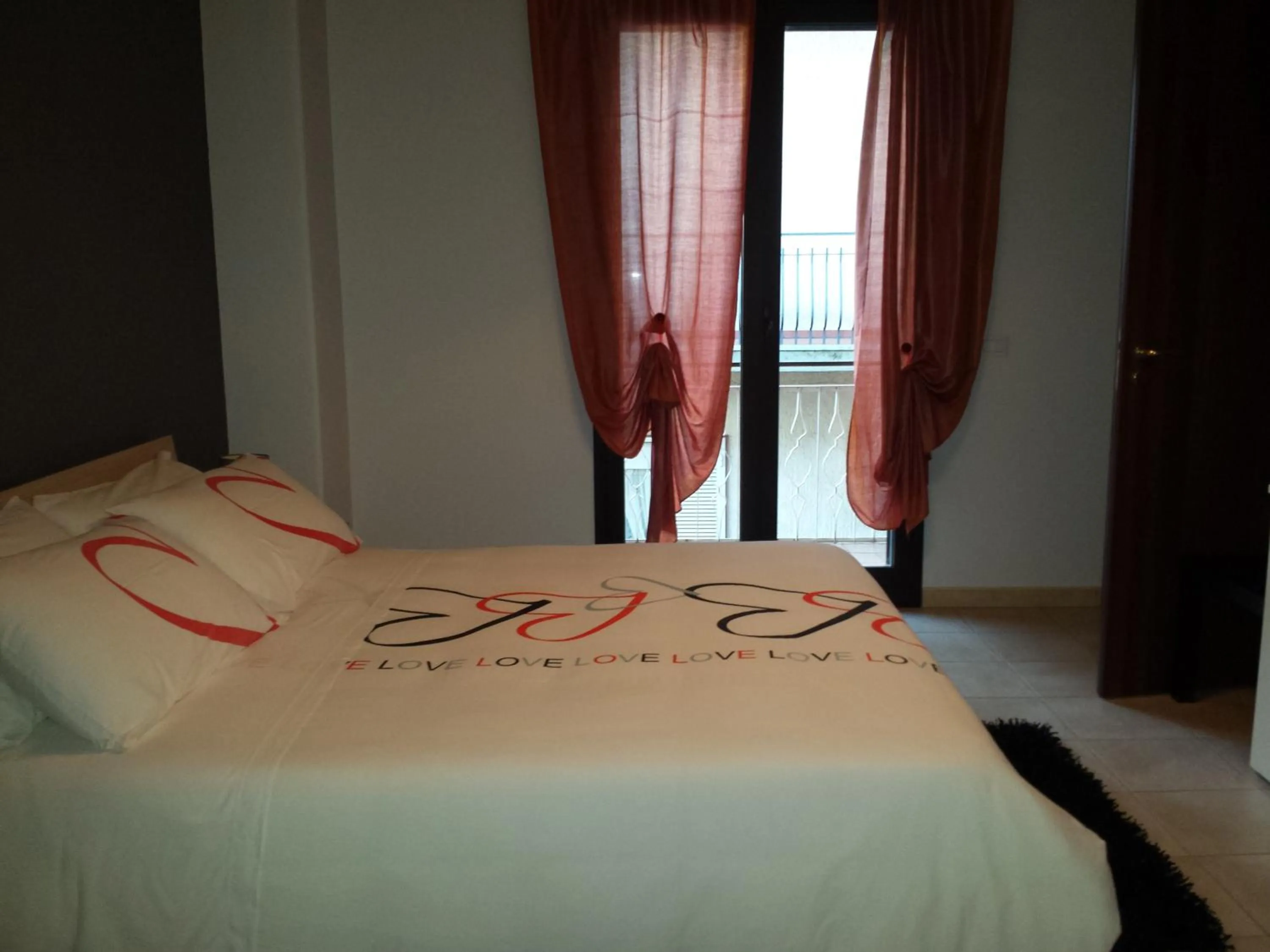 Bedroom, Bed in B&B LAVIKA PEDARA