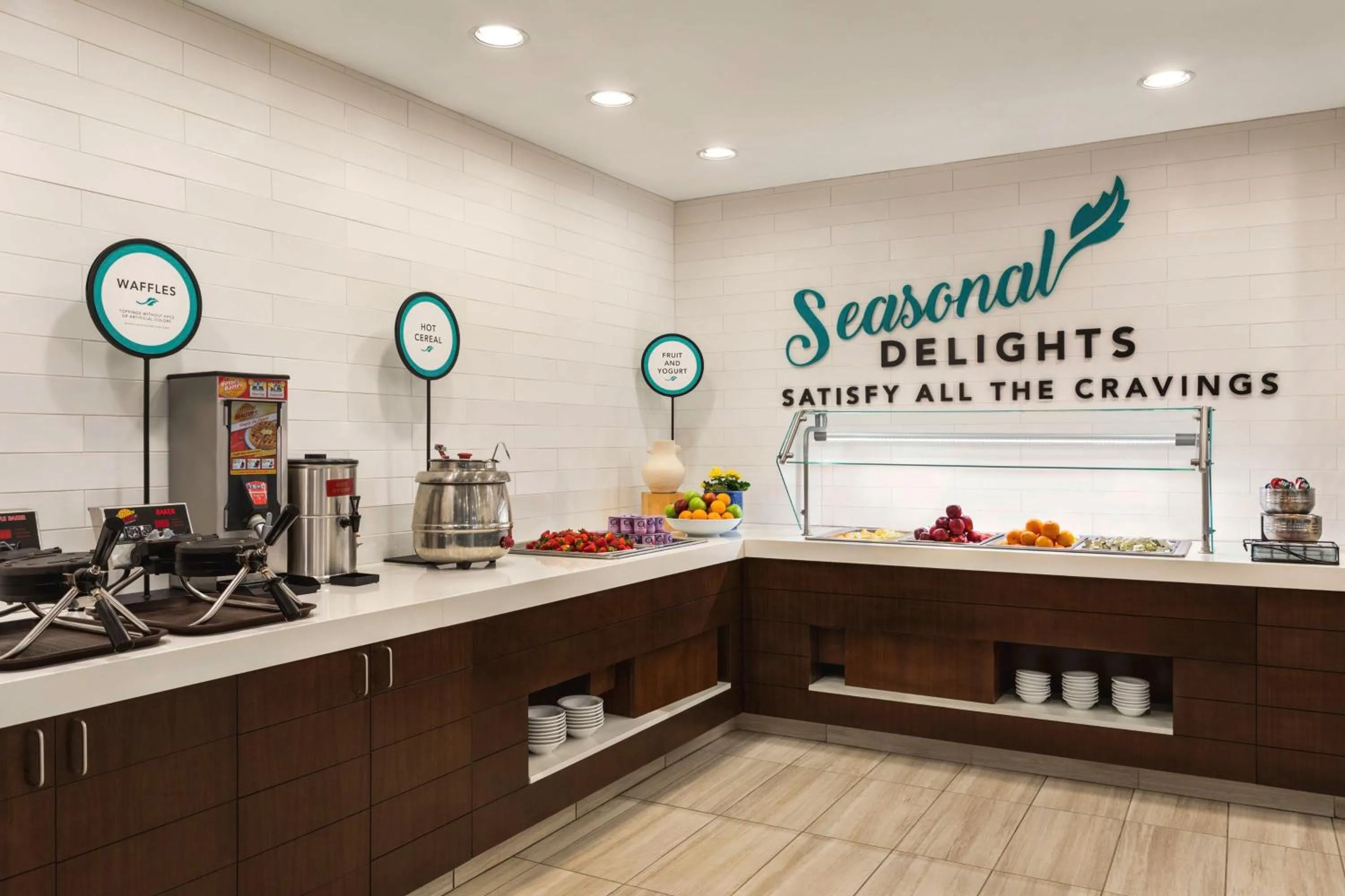 Breakfast in Embassy Suites by Hilton Kansas City Overland Park