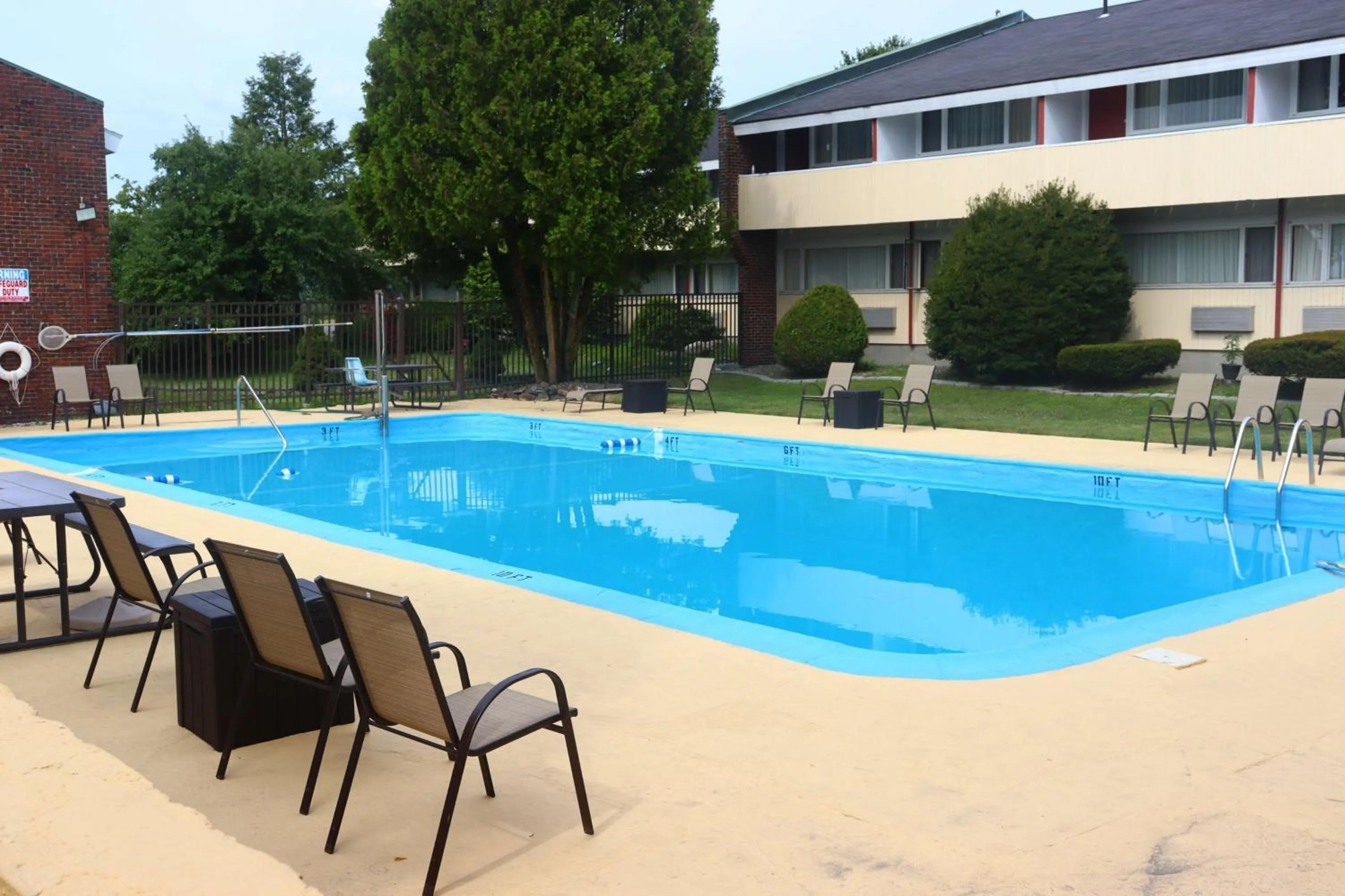 Pool view in Fireside Inn & Suites Waterville