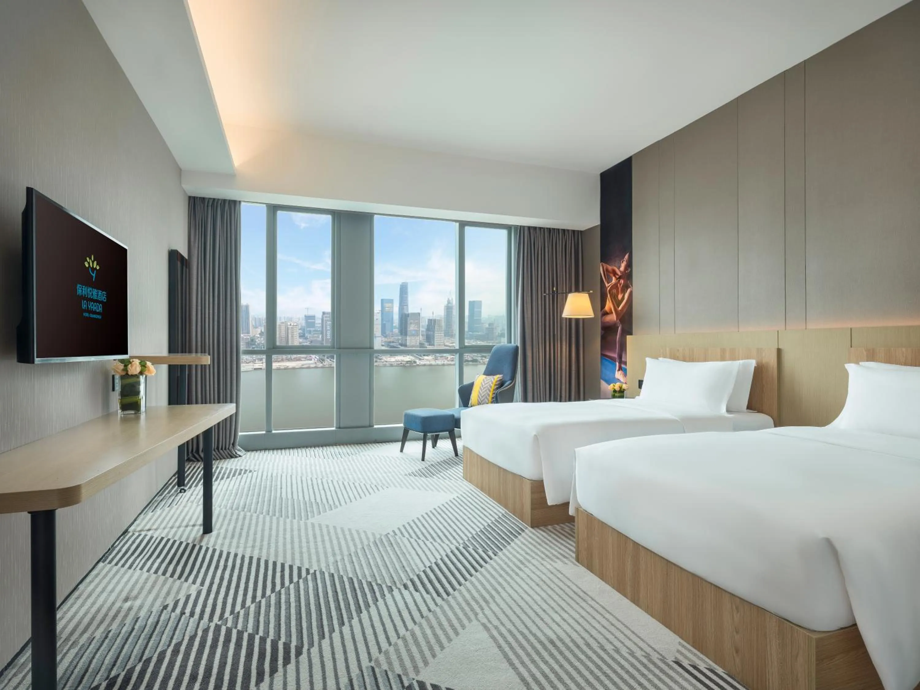 Photo of the whole room, Bed in La Yarda Hotel Guangzhou