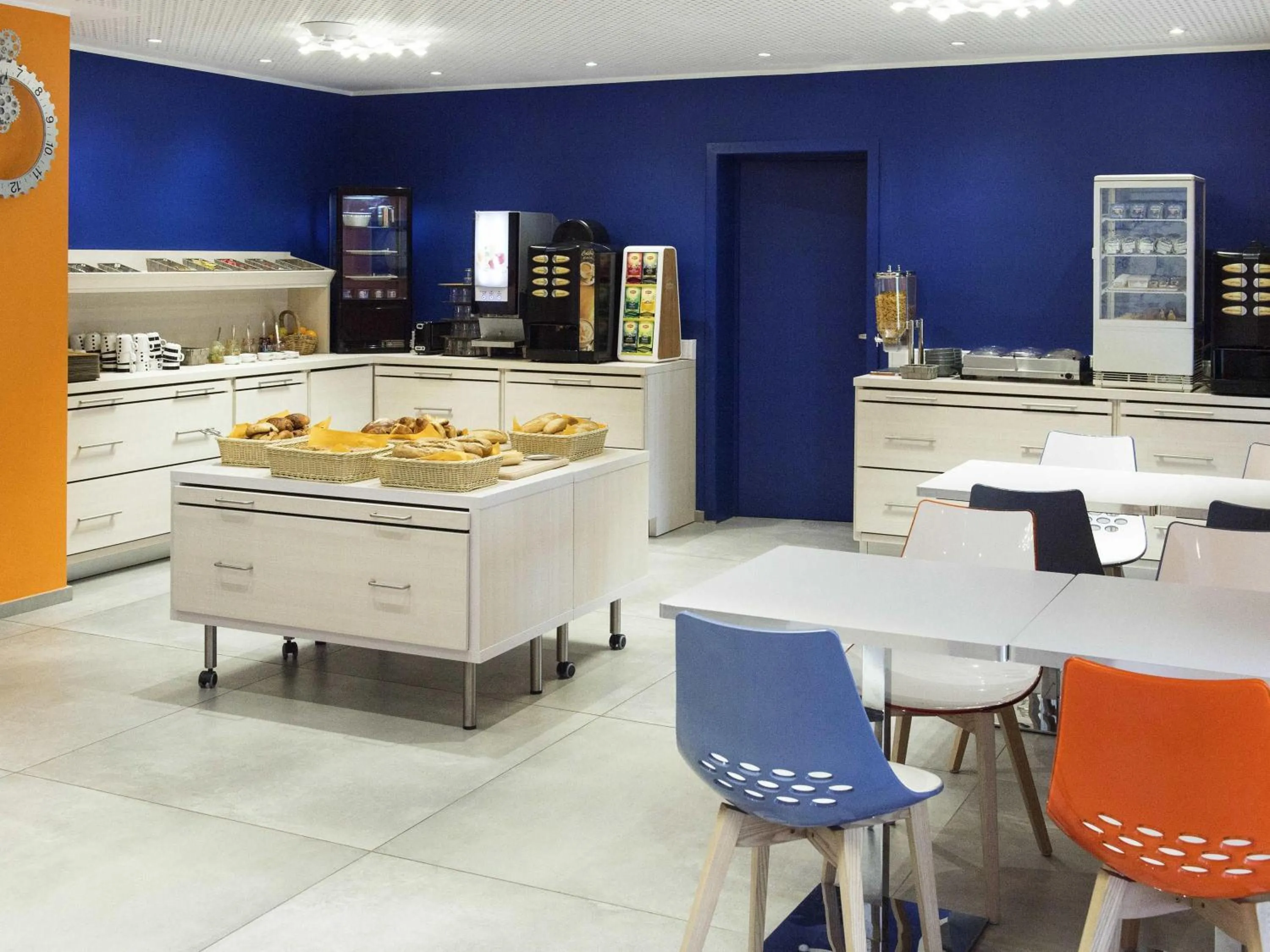 Breakfast in Ibis Styles La Louvière