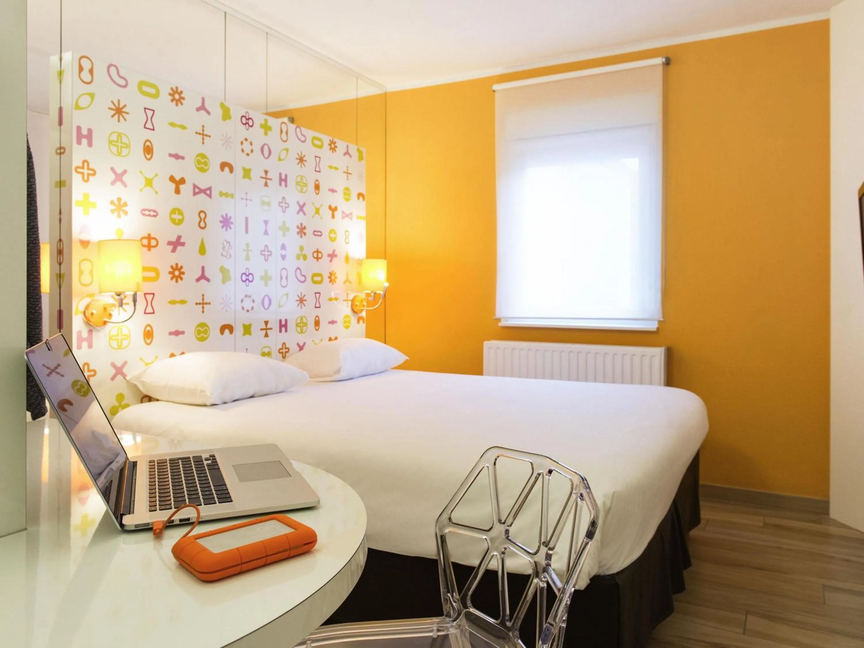 Bedroom, Bed in Ibis Styles La Louvière