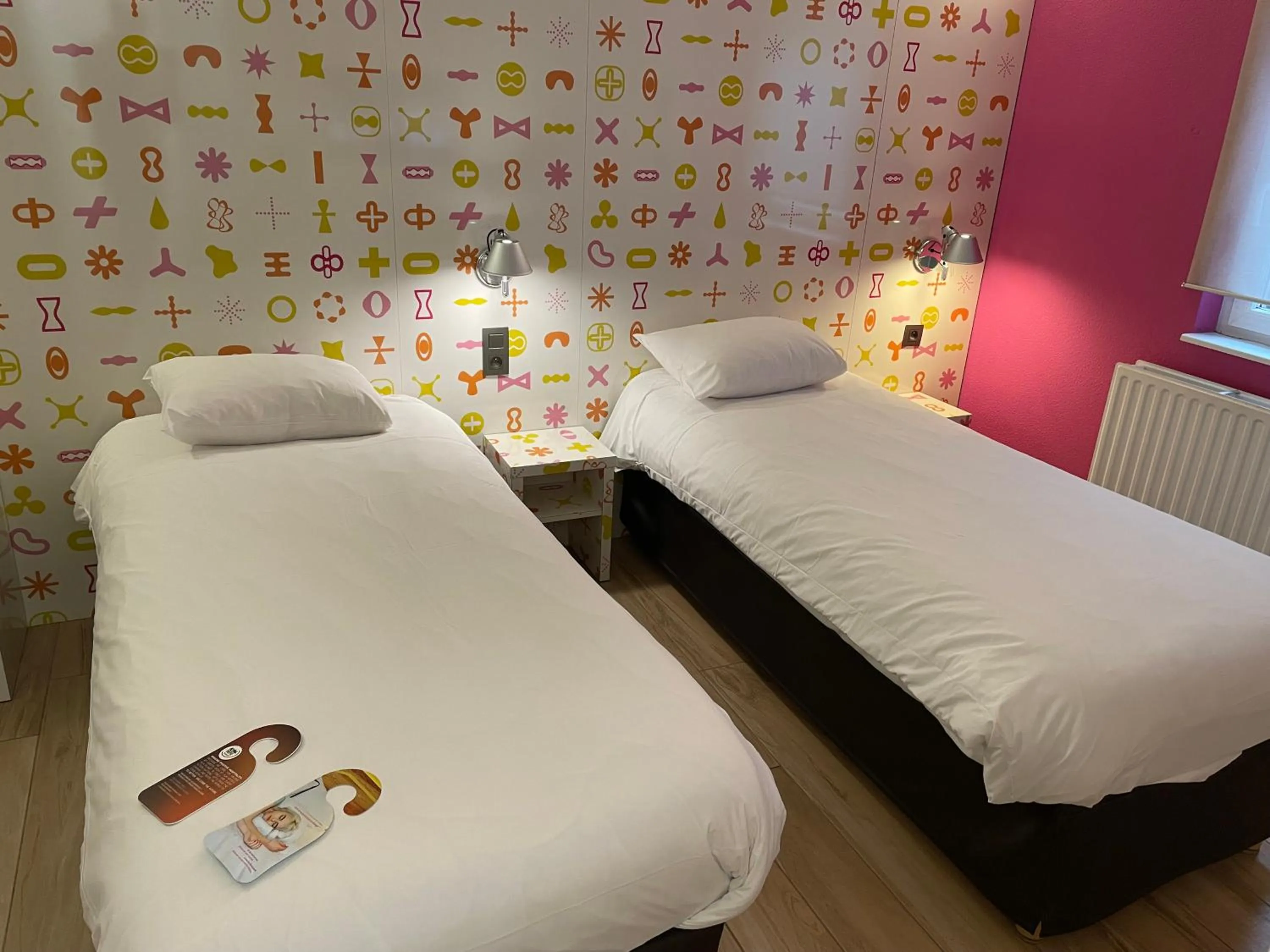 Bedroom, Bed in Ibis Styles La Louvière