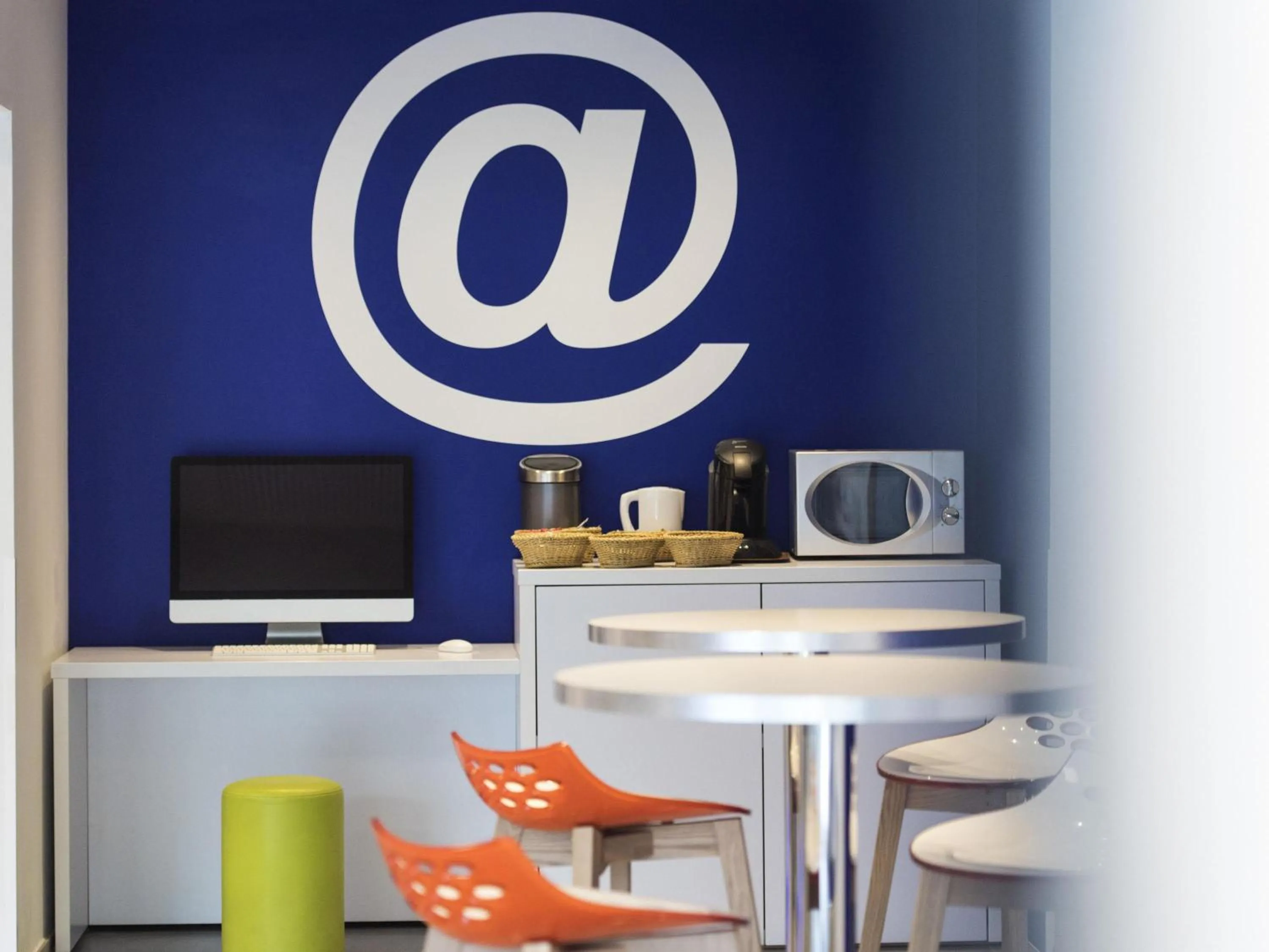 Meeting/conference room in Ibis Styles La Louvière