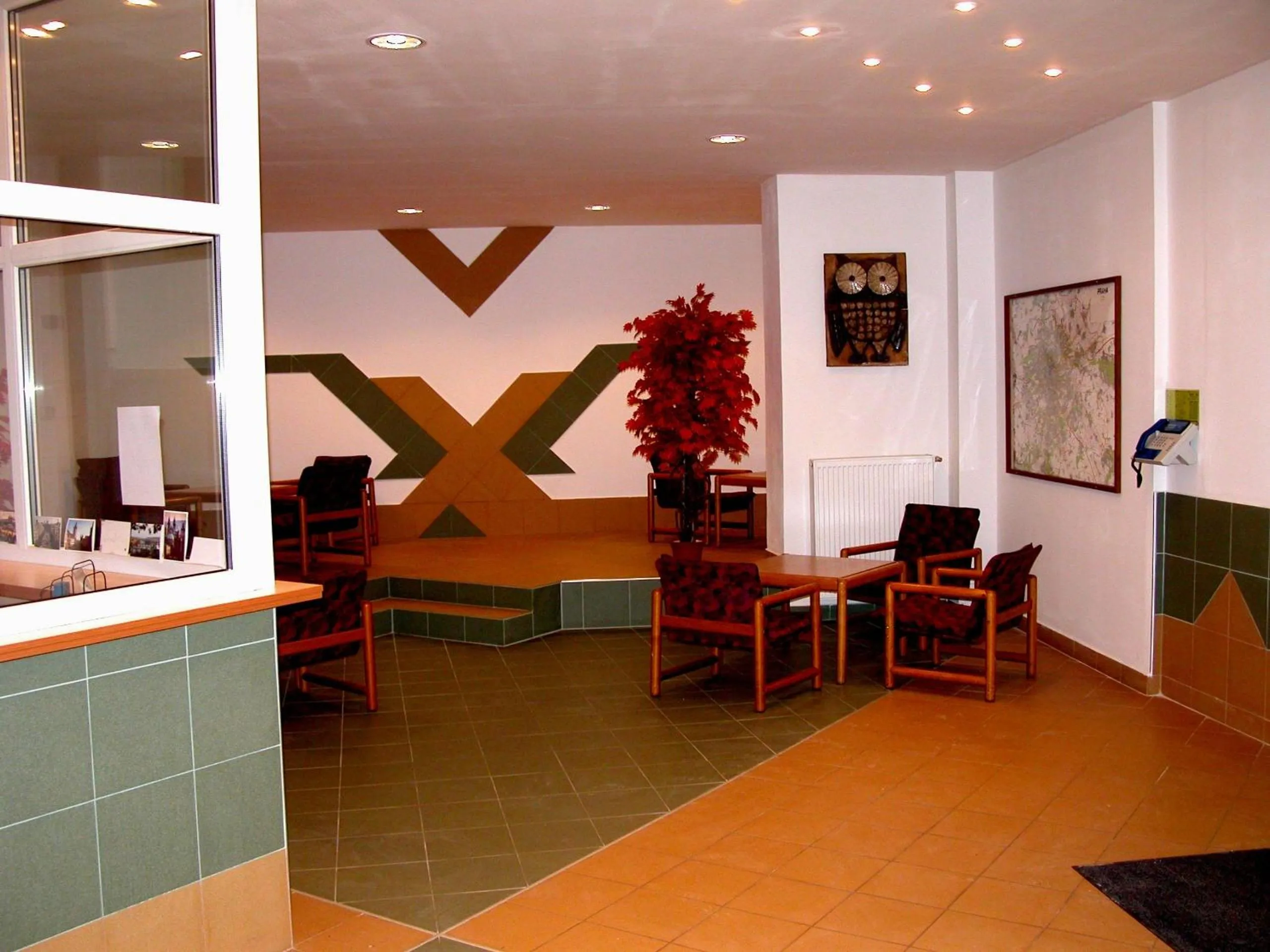 Restaurant/places to eat in Hotel Hasa