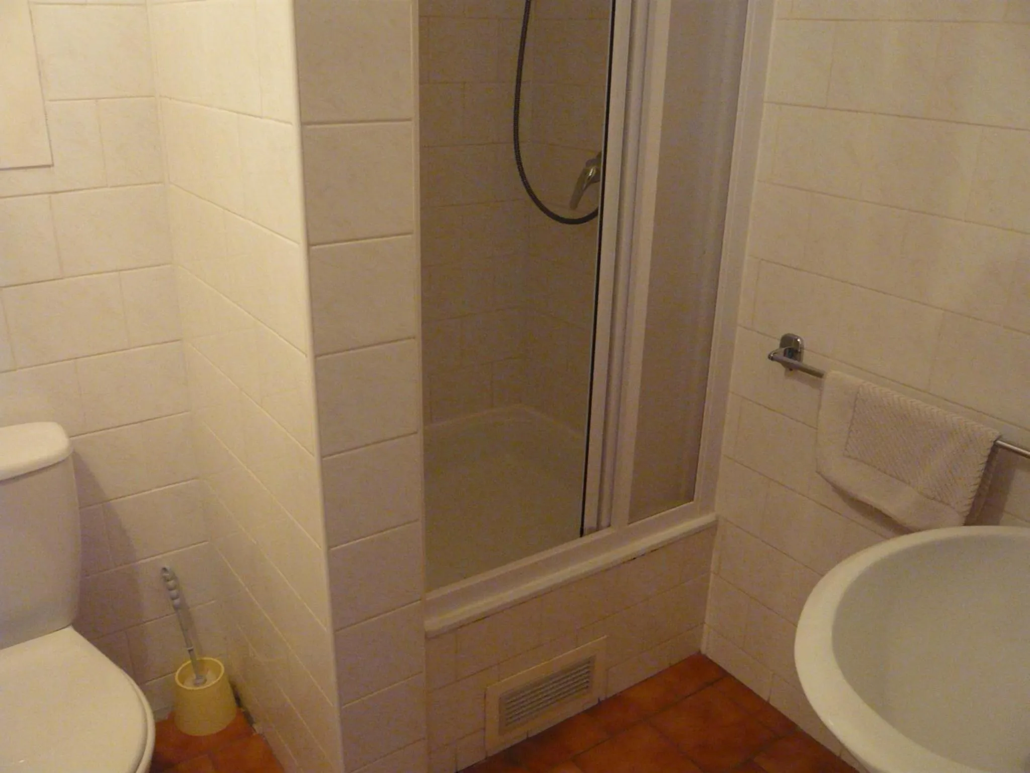 Bathroom in Hotel Hasa