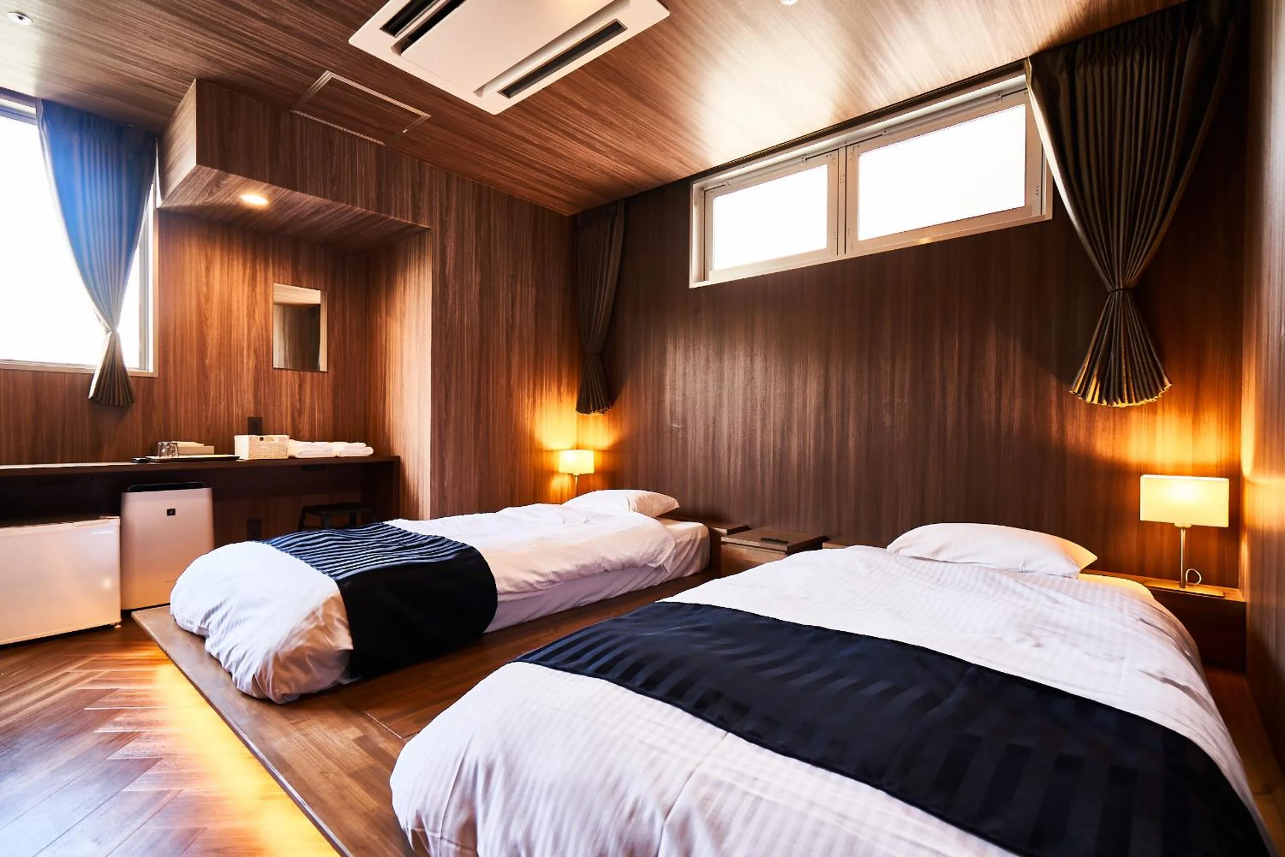 Twin Room with Private Bathroom in &AND HOSTEL HOMMACHI EAST