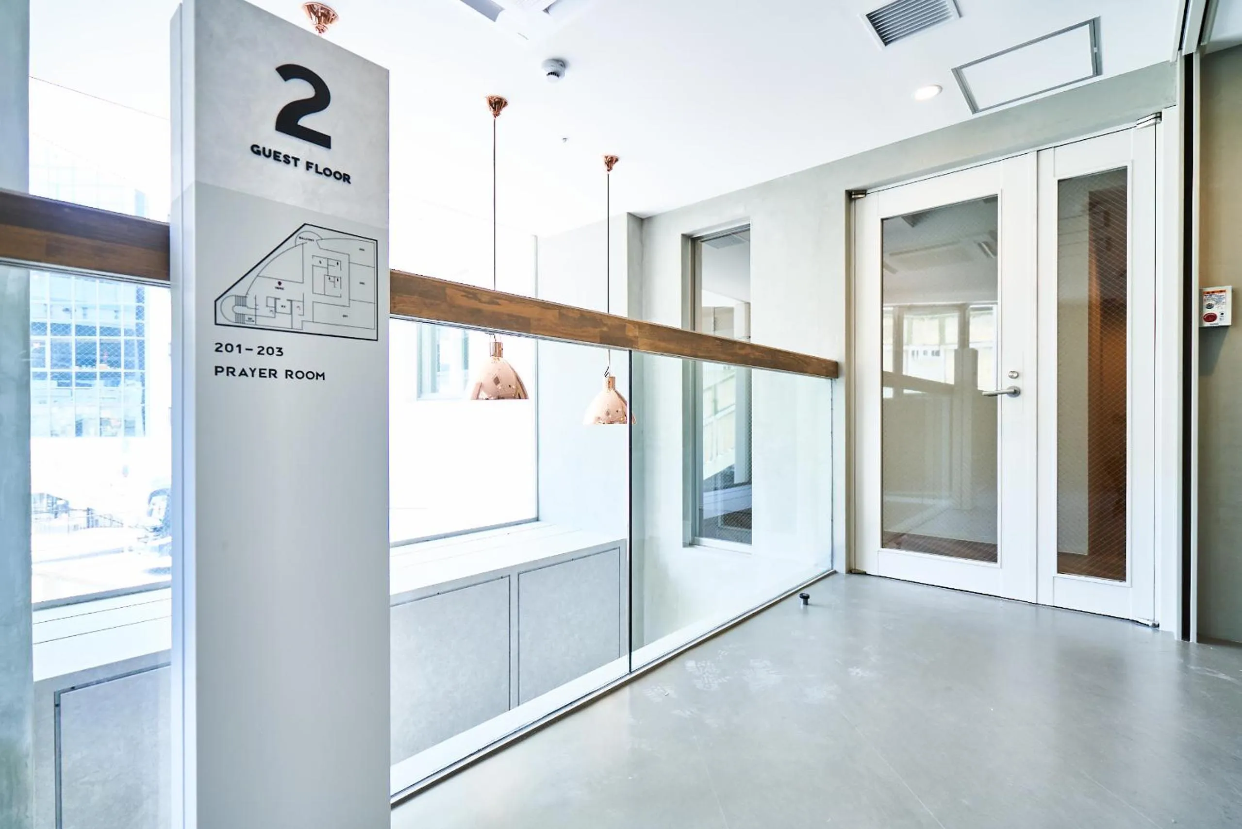 Area and facilities in &AND HOSTEL HOMMACHI EAST