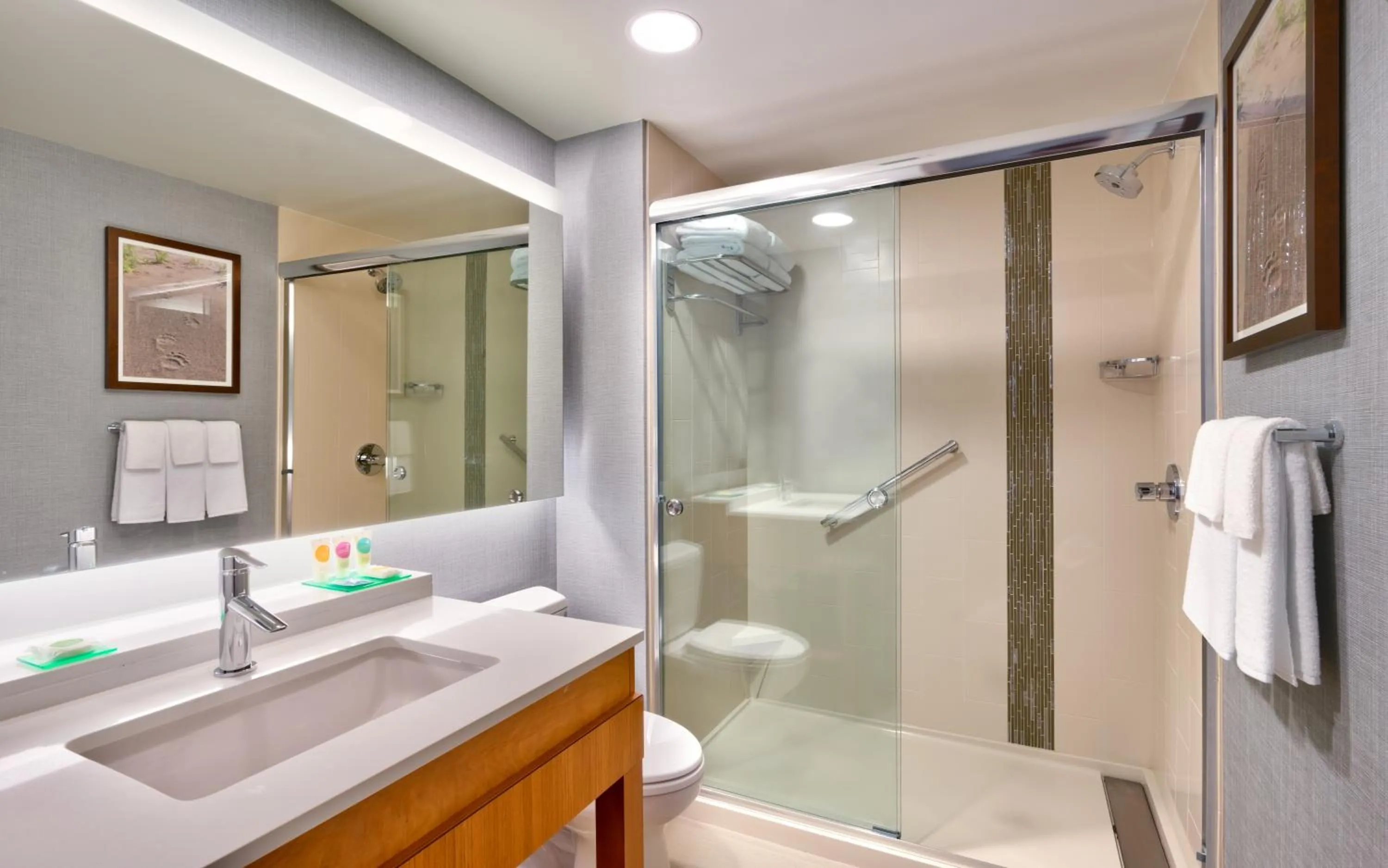 Shower in Hyatt Place Anchorage-Midtown