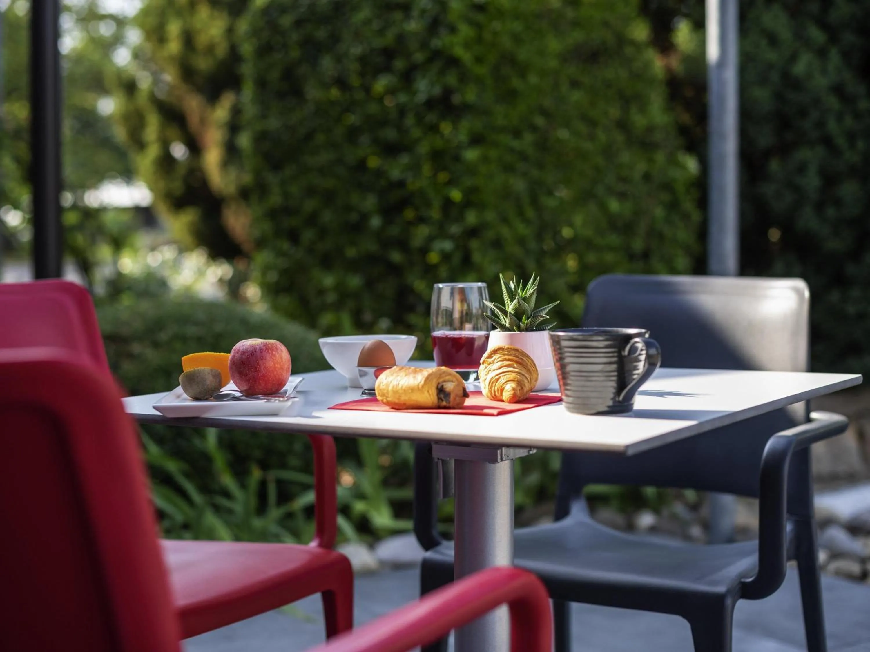 Breakfast in ibis Nuits Saint Georges