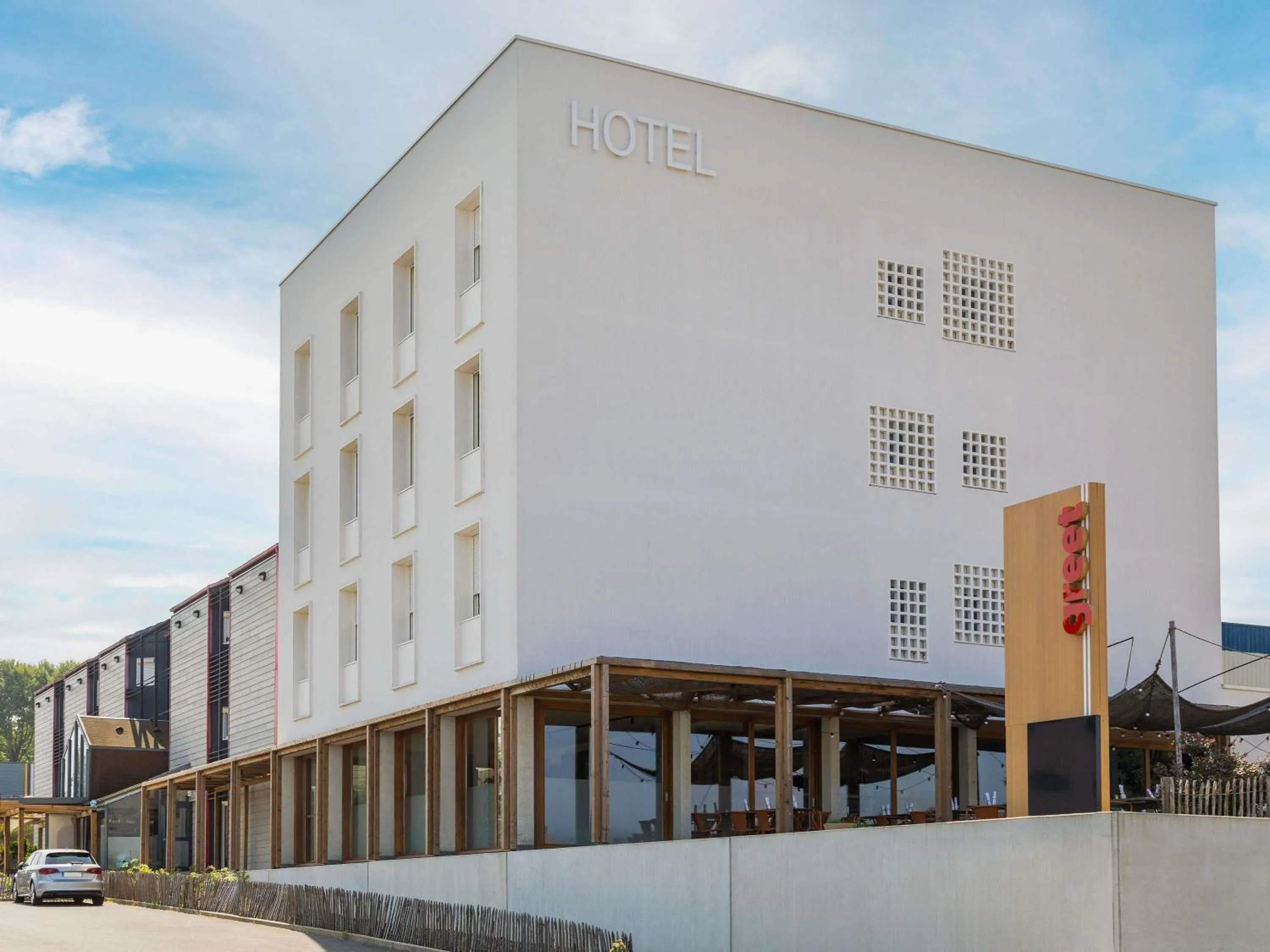 Property building in Greet Hotel Limoges Nord