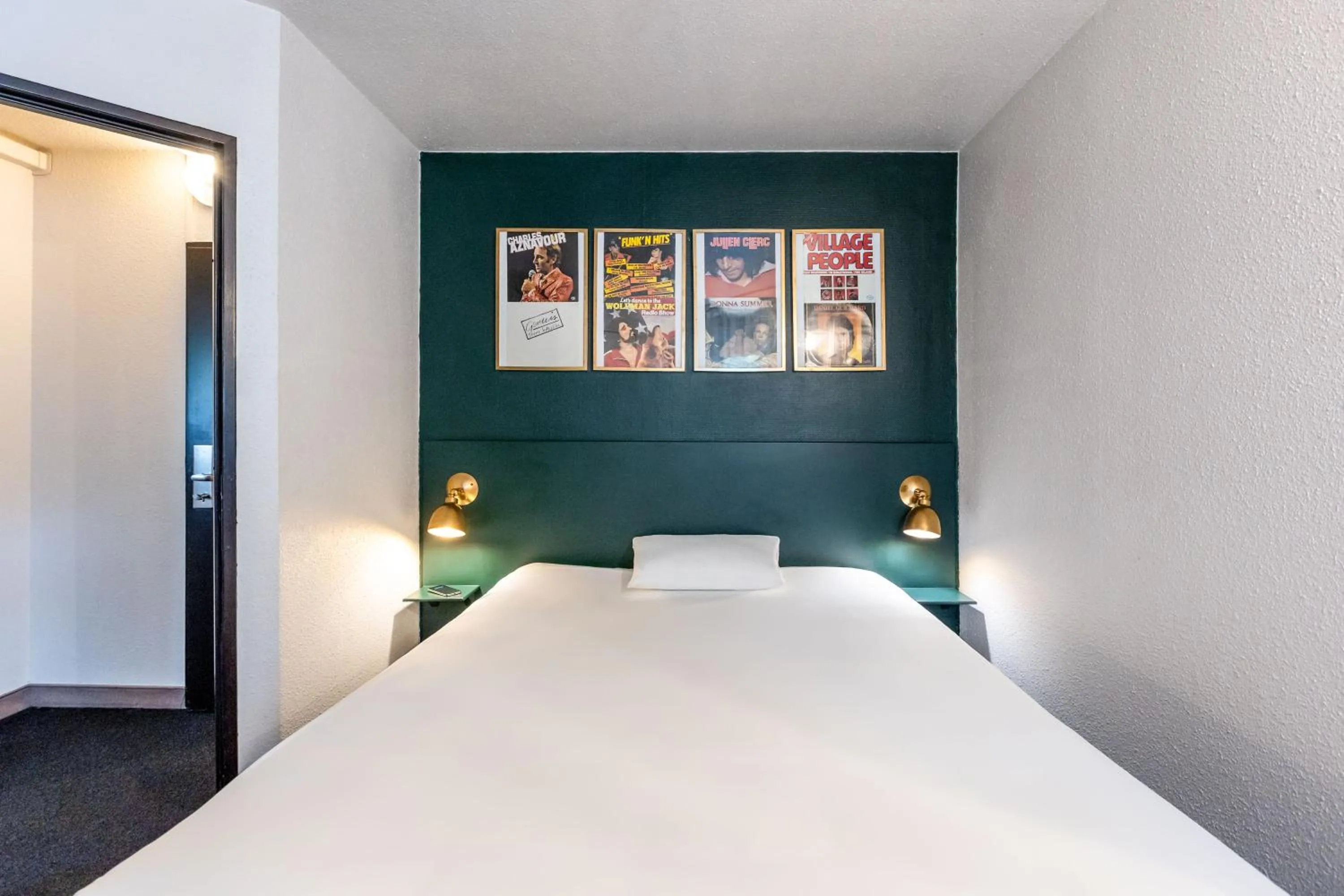 Bedroom, Bed in Greet Hotel Limoges Nord