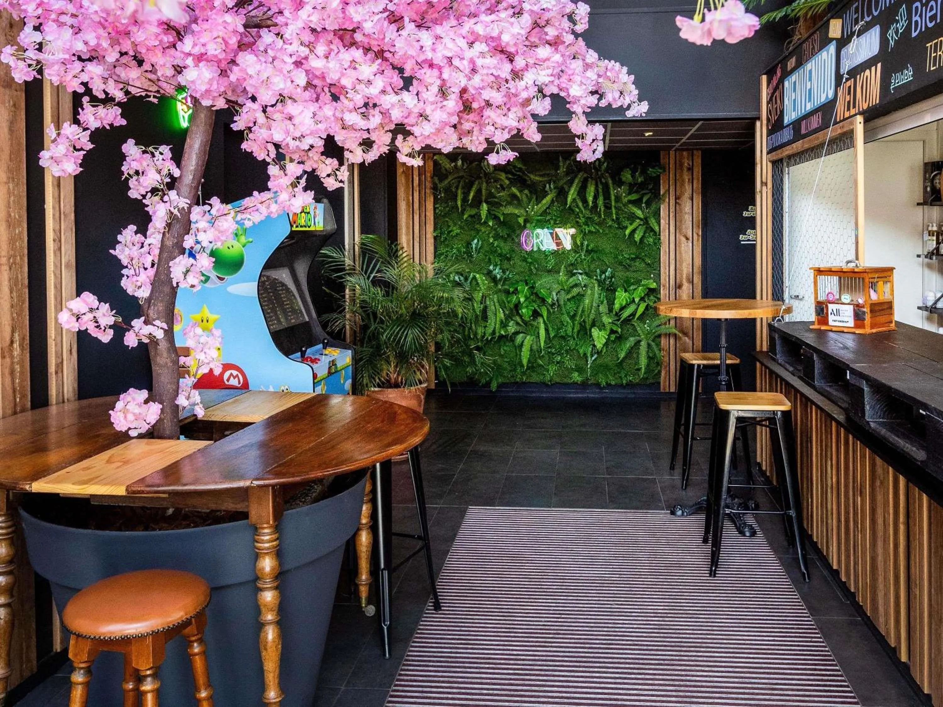 Property building in Greet Hotel Limoges Nord