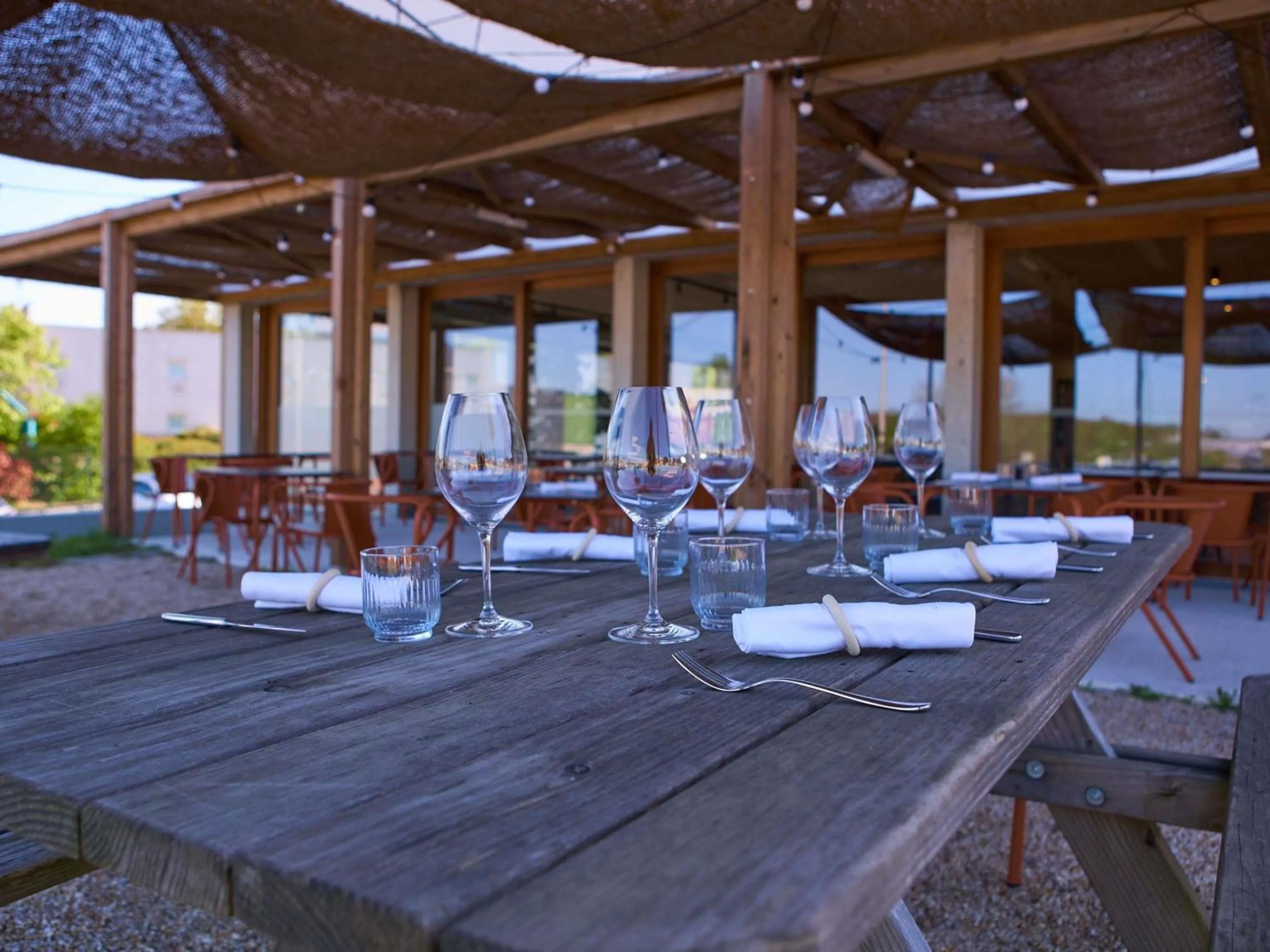 Restaurant/places to eat in Greet Hotel Limoges Nord