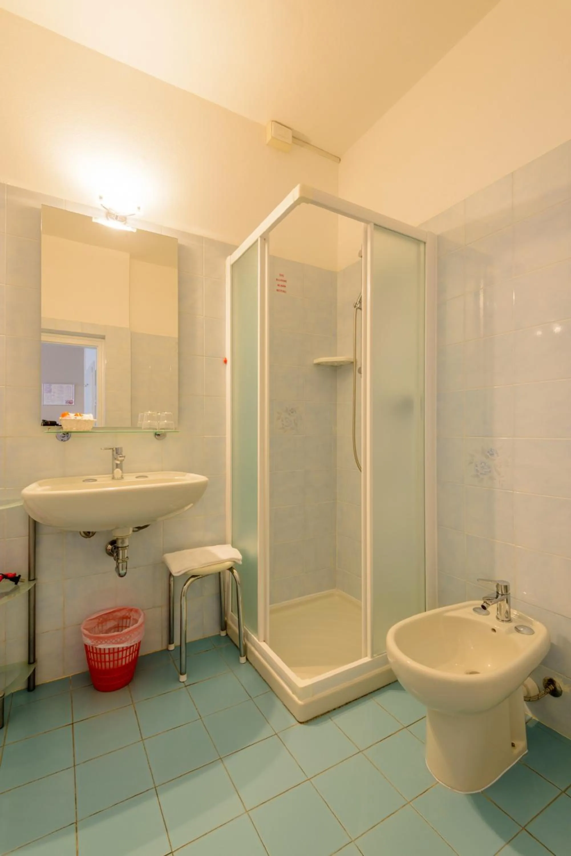 Bathroom in Hotel Alpino